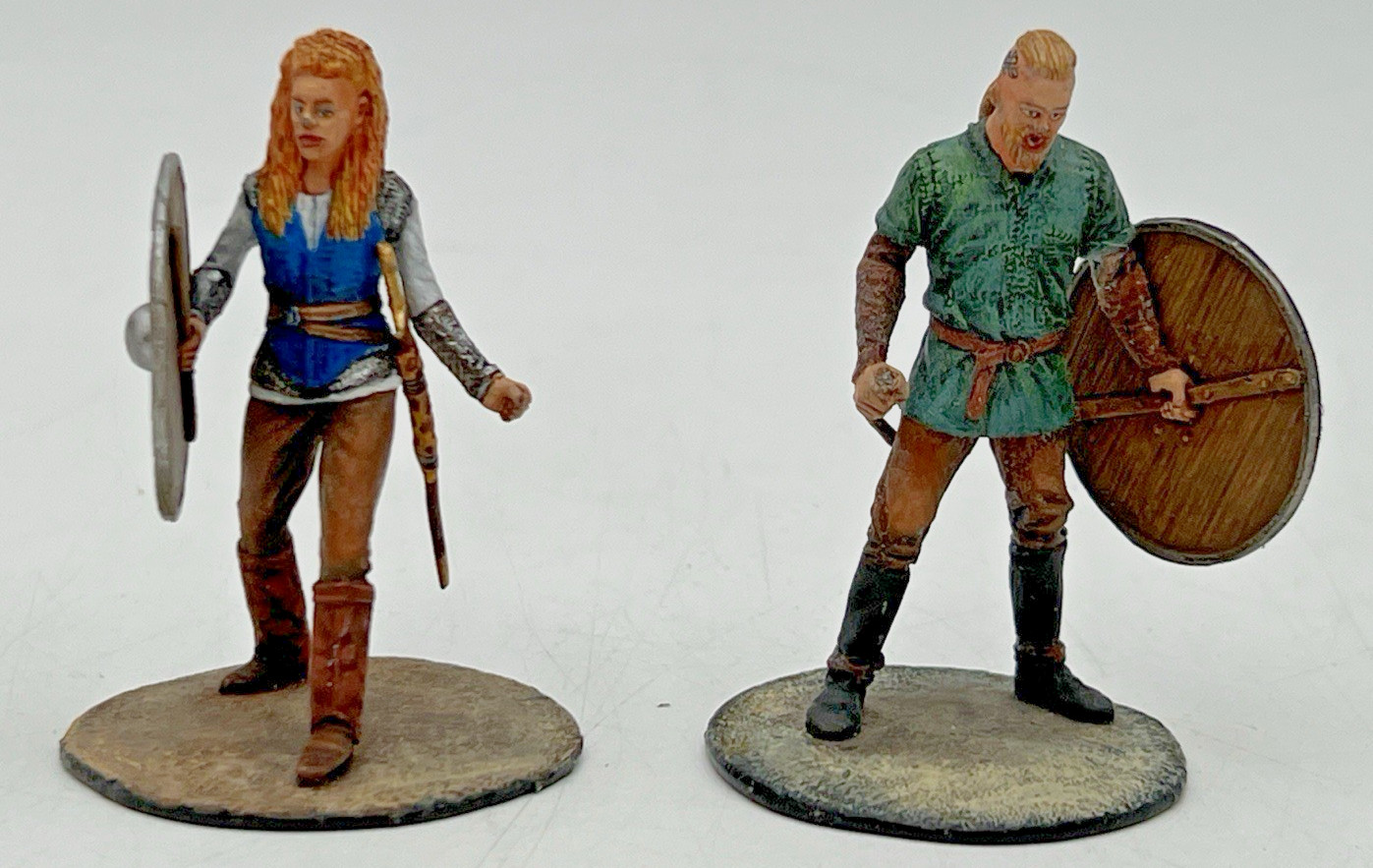 LAGERTHA & RAGNAR LOTHBROK MINIATURE METAL VIKINGS 2-5/8