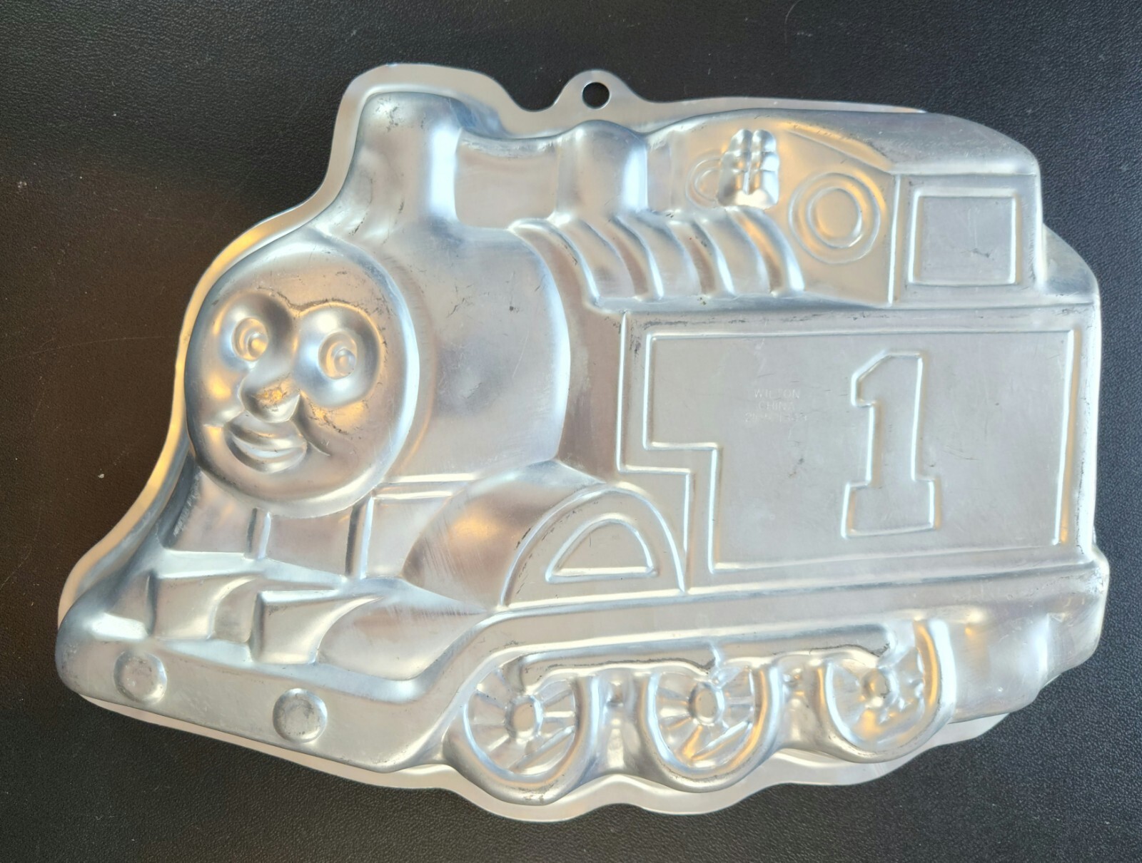 Wilton Cake Pan Mold Thomas the Tank Engine Train Retired #2105-1349 Birthday Wilton Cake Pan Mold Thomas the Tank Engine Train Retired #2105-1349 Birthday
