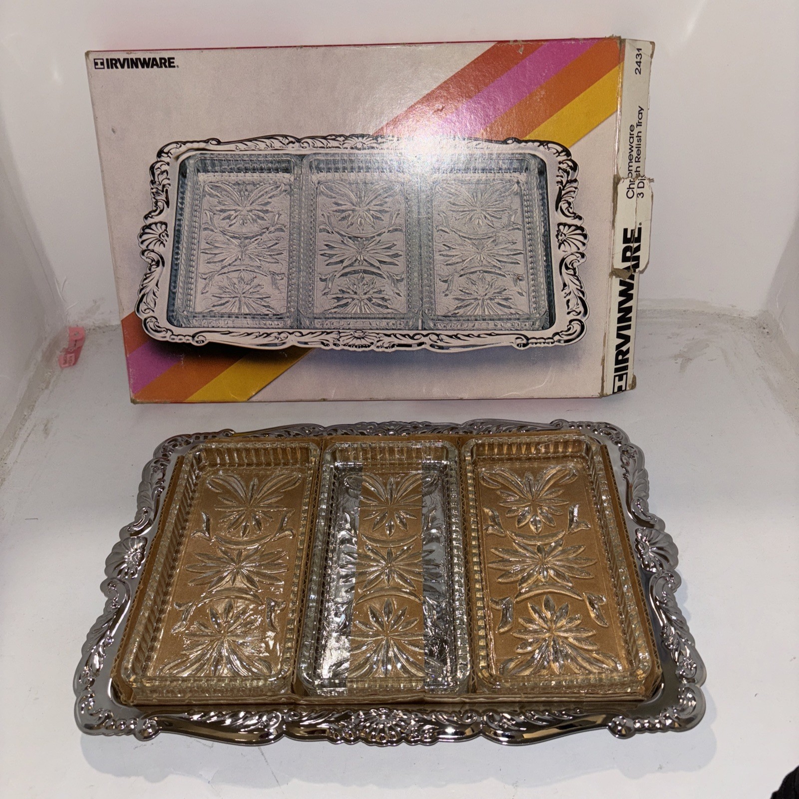 Vintage IRVINWARE PRESSED GLASS & CHROME 3 DISH RELISH TRAY 13 5/8 x 9 3/8