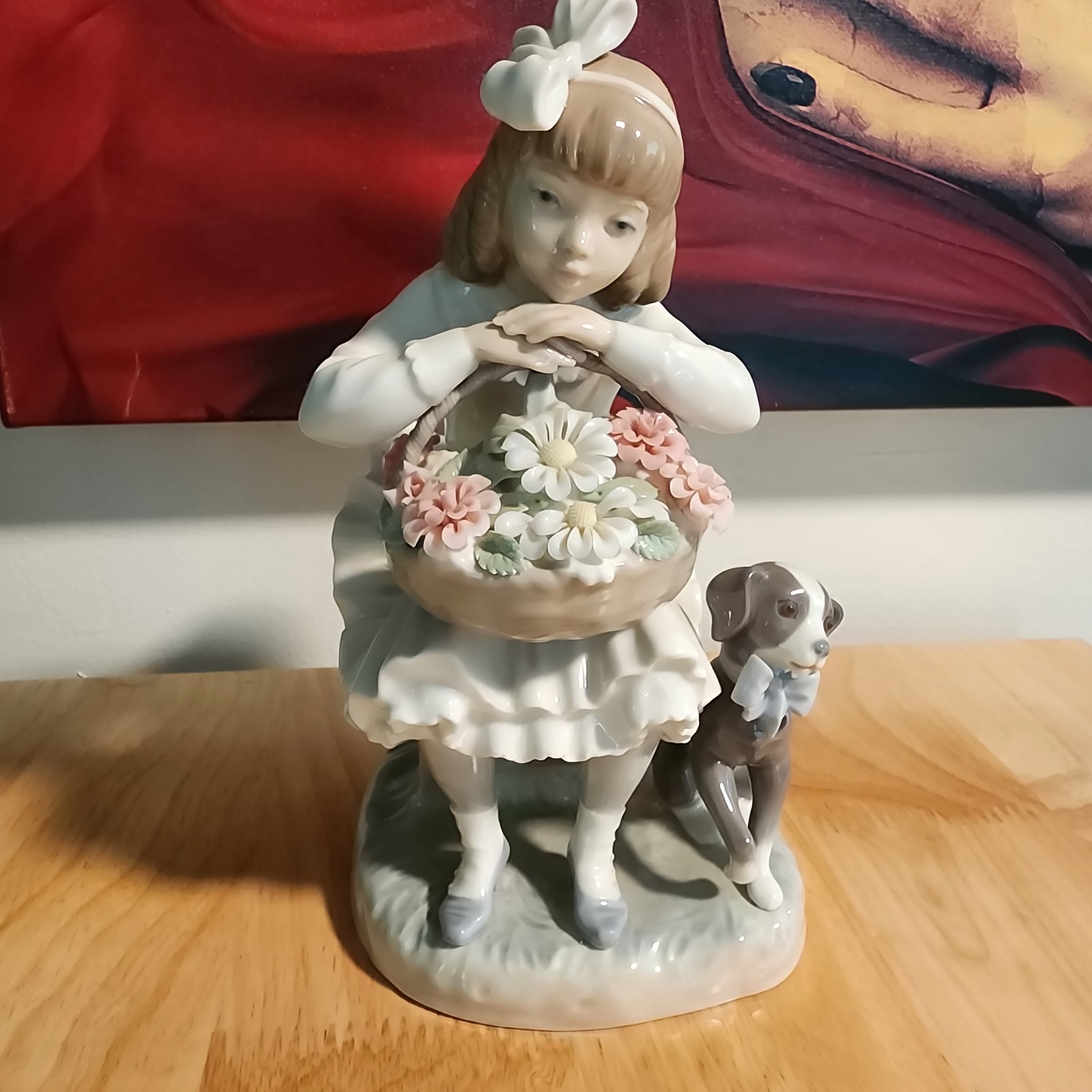 MINT Retired LLADRO Girl with Flowers # 1088 Girl w Flower Basket & Dog