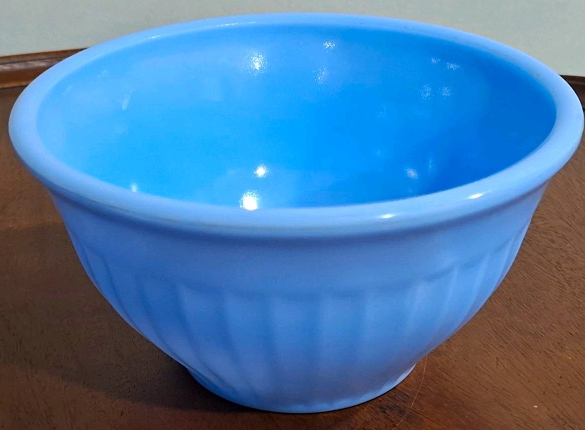 Jeannette Delphite Blue Vertical Ribbed Fluted 7” Bowl Vintage
