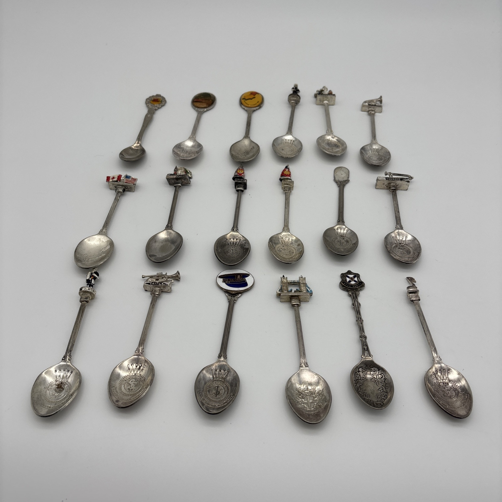 Lot Of 18 VTG W.A.P.W Silver Plated Collector Spoons souvenir US & Foreign Lot Of 18 VTG W.A.P.W Silver Plated Collector Spoons souvenir US & Foreign