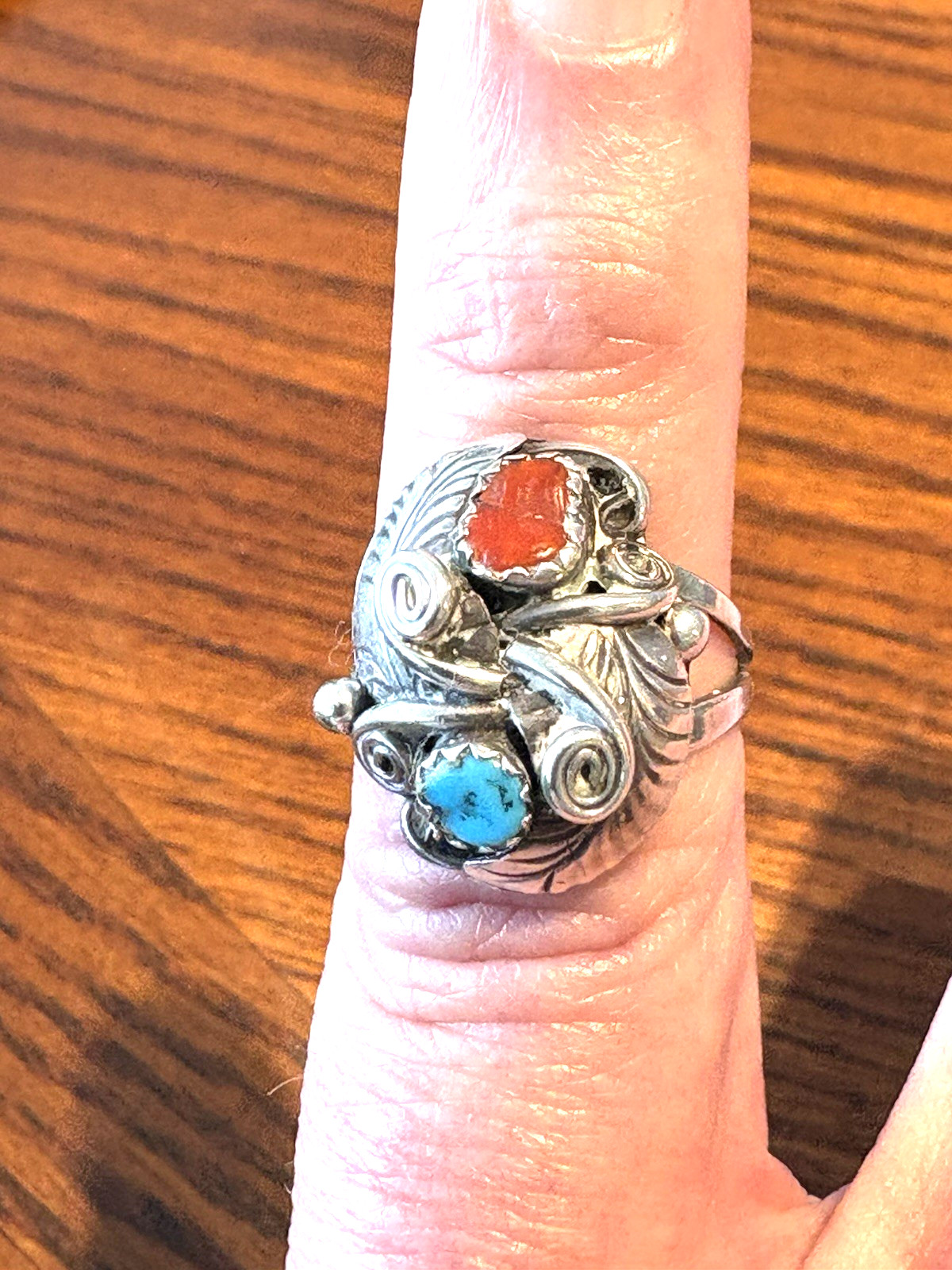 Vintage Navajo Sterling Silver 925 Turquoise & Red Coral Ring Size 7 4.9 Grams Vintage Navajo Sterling Silver 925 Turquoise & Red Coral Ring Size 7 4.9 Grams