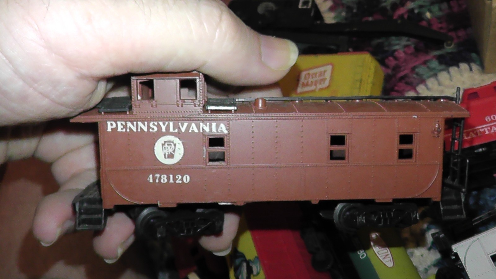 ho pennsylvania caboose ahm