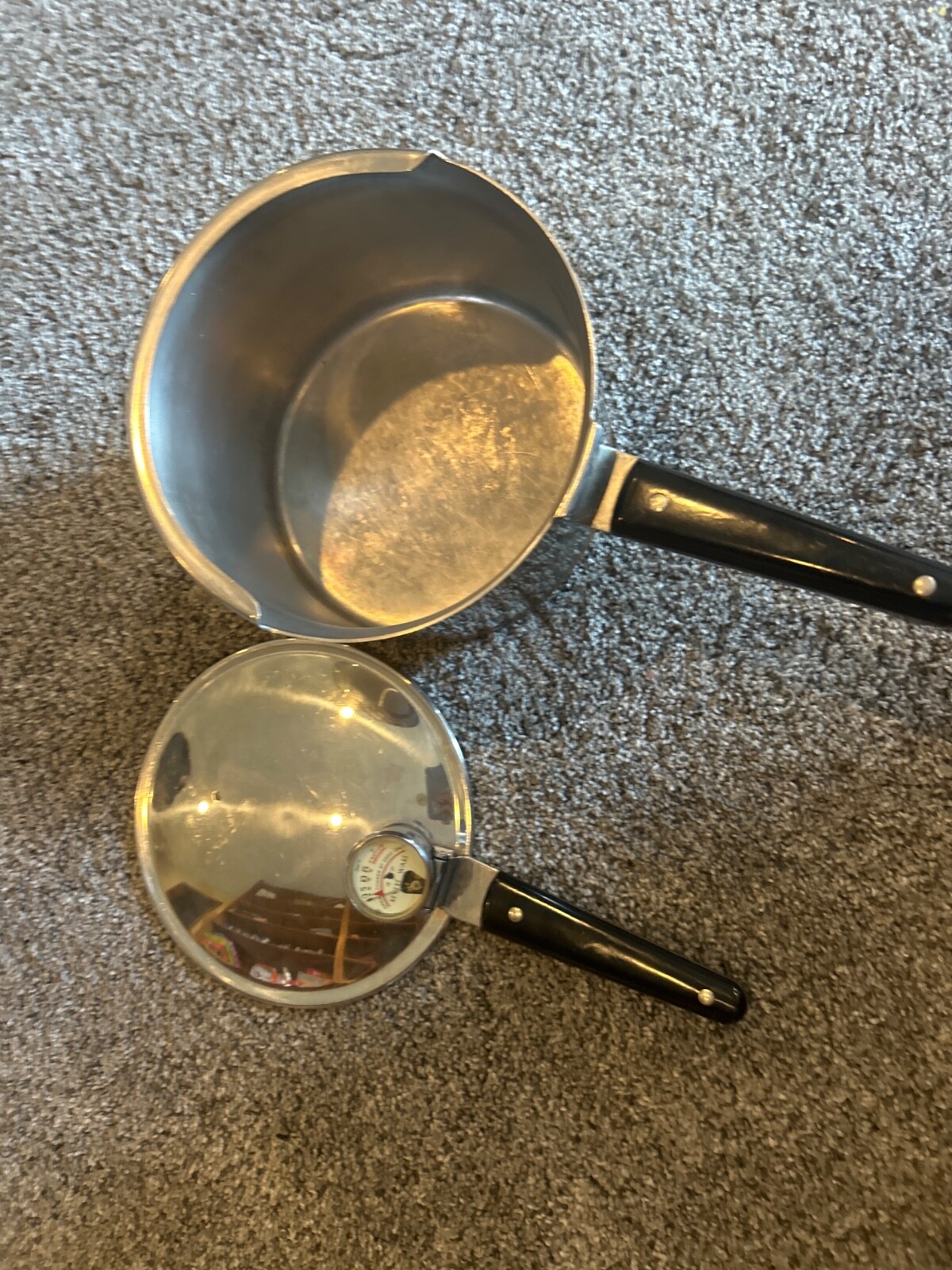  Revere Ware Stainless Steel Copper Clad Bottom Pot and Pressure Cooker Lid