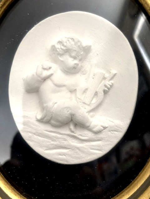 Sungott Art Studios Vintage Cherub with Harp Miniature High Relief Carving Sungott Art Studios Vintage Cherub with Harp Miniature High Relief Carving