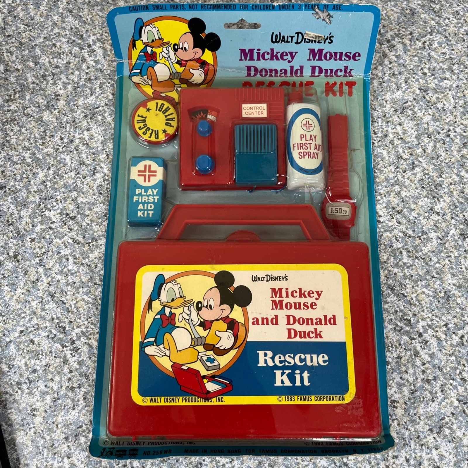 Vintage 1983 Disney Mickey Donald Duck Rescue Kit Famus 258WD Sealed NOS Vintage 1983 Disney Mickey Donald Duck Rescue Kit Famus 258WD Sealed NOS