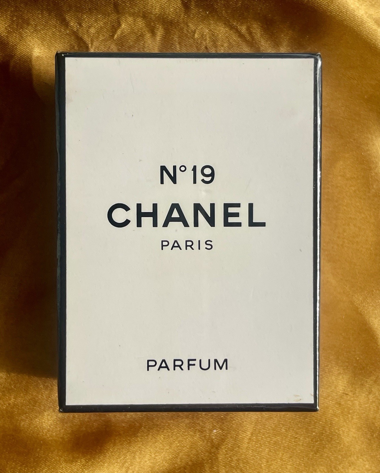 Vintage Chanel No.19 Paris Parfum T.P.M. No 200 Size 1/2 oz 
