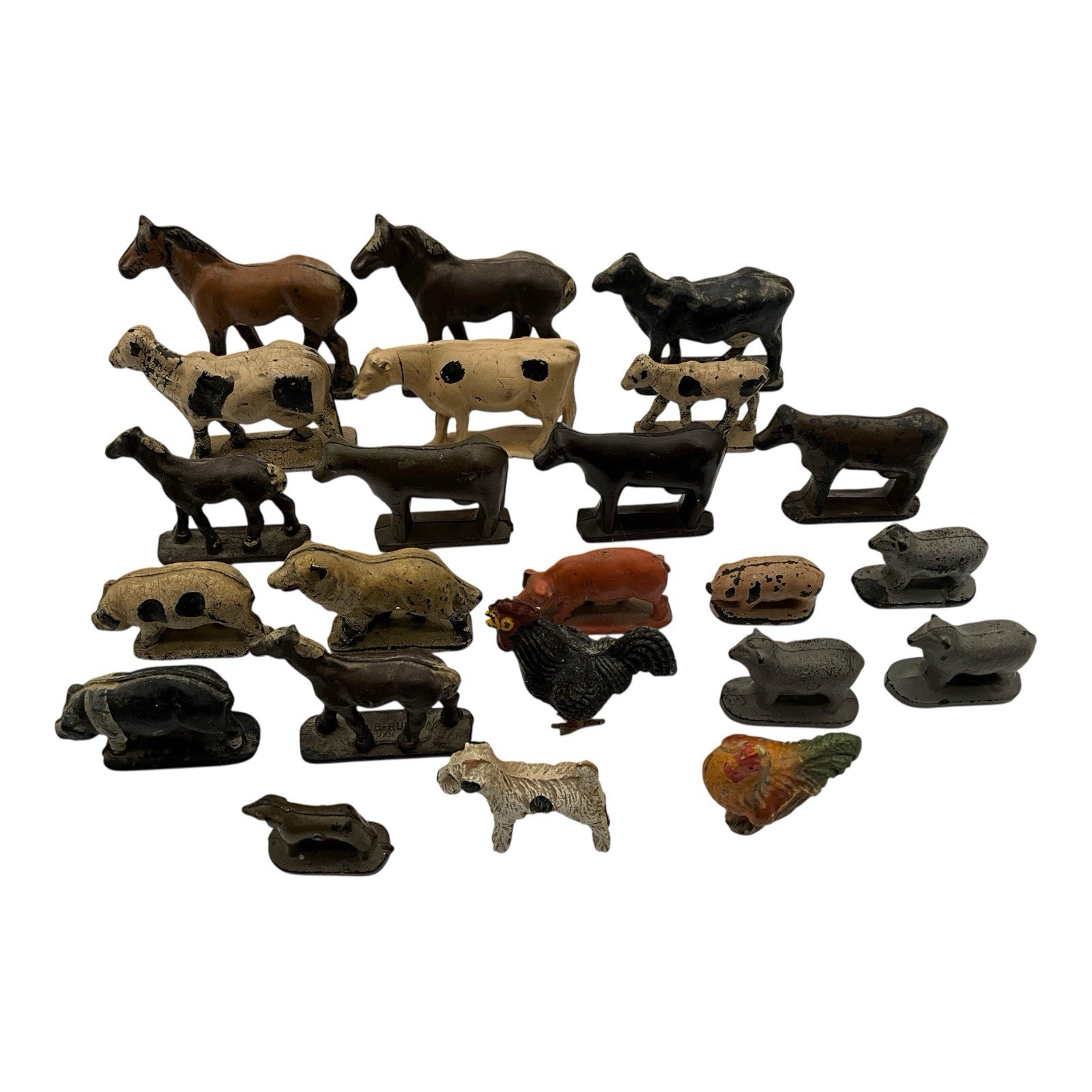 Auburn Vintage Farm Animals Lot of 23 Horses, Cows, Pigs, and misc. Auburn Vintage Farm Animals Lot of 23 Horses, Cows, Pigs, and misc.