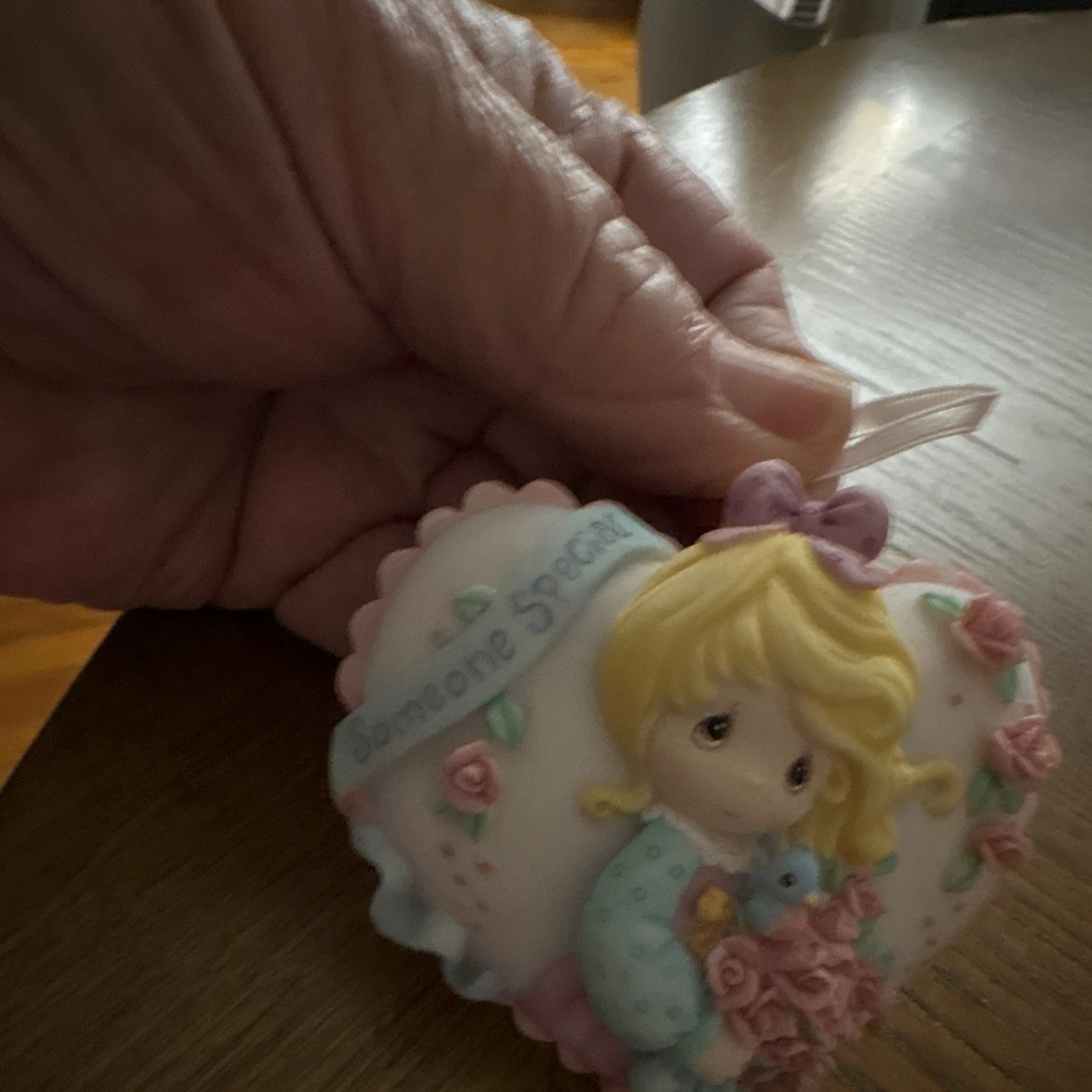 The selected item is a vintage 1996 Precious Moments \