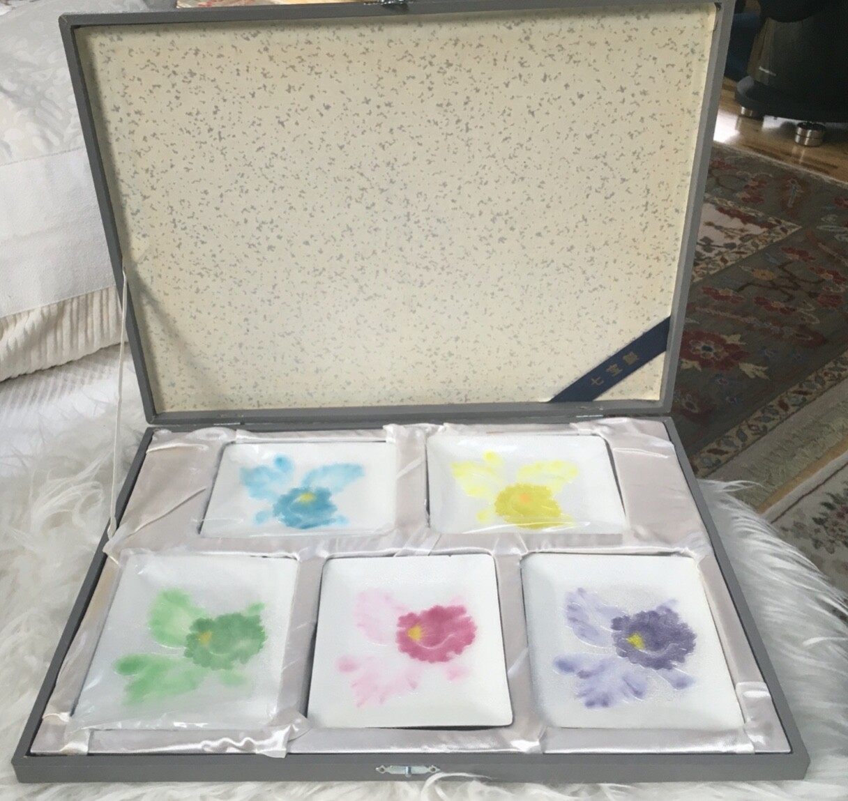 JAPANESE CLOISONNE ENAMEL (Shippou-yaki) on Metal Plate Orchid Set of 5 with box