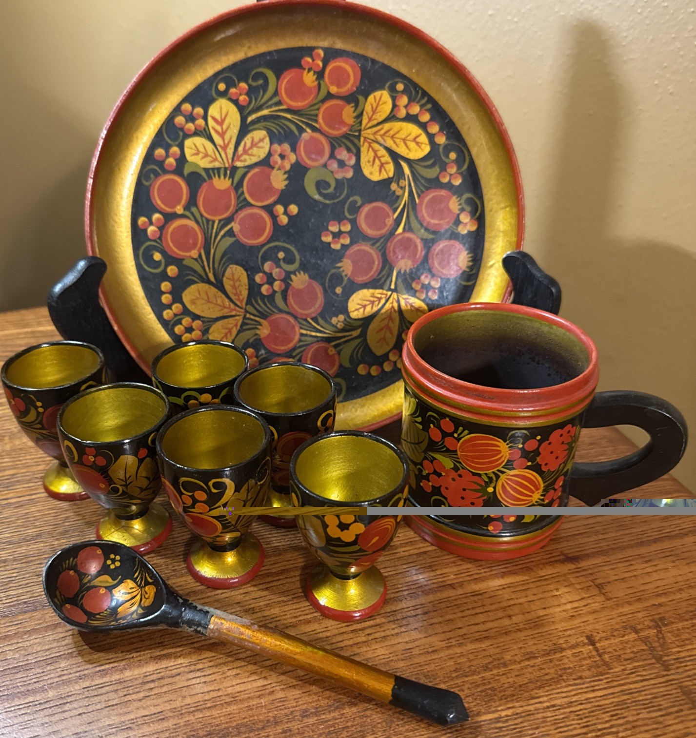 Vintage Authentic Russian hand painted Khokhloma 9 piece-Wood Vintage Authentic Russian hand painted Khokhloma 9 piece-Wood