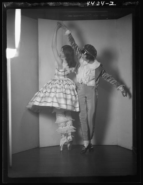 Photo:Wilde and Jason Misses 1924 Dancers Ballet Costume Pose