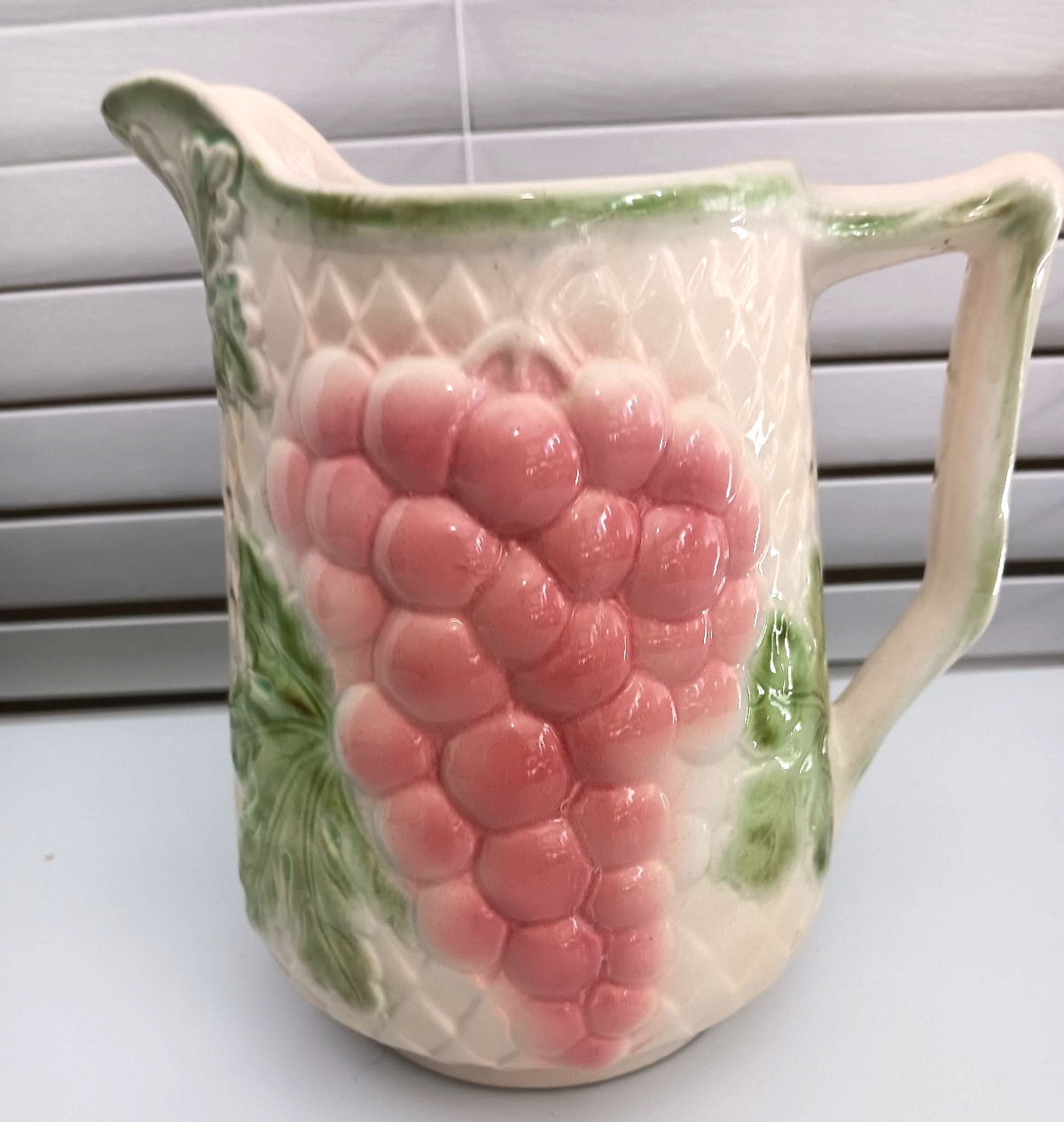 Vtg Majolica Pitcher Antique French Grapes & Leaves Pitcher 7” France Pottery