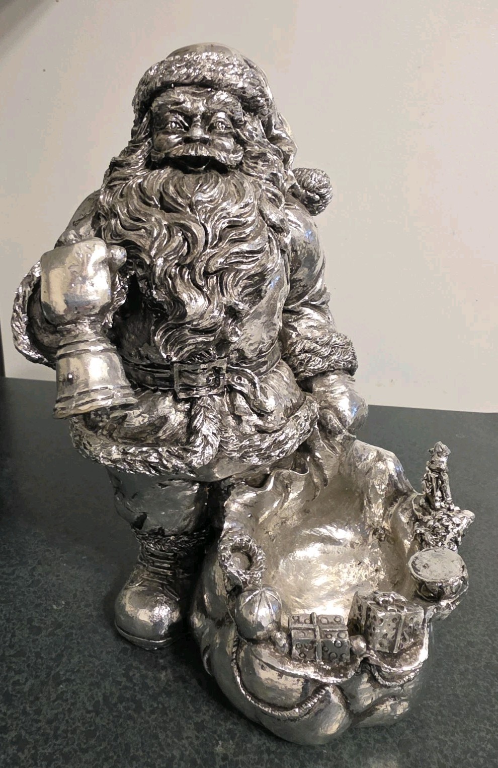 Vintage Resin Silver \ Vintage Resin Silver \