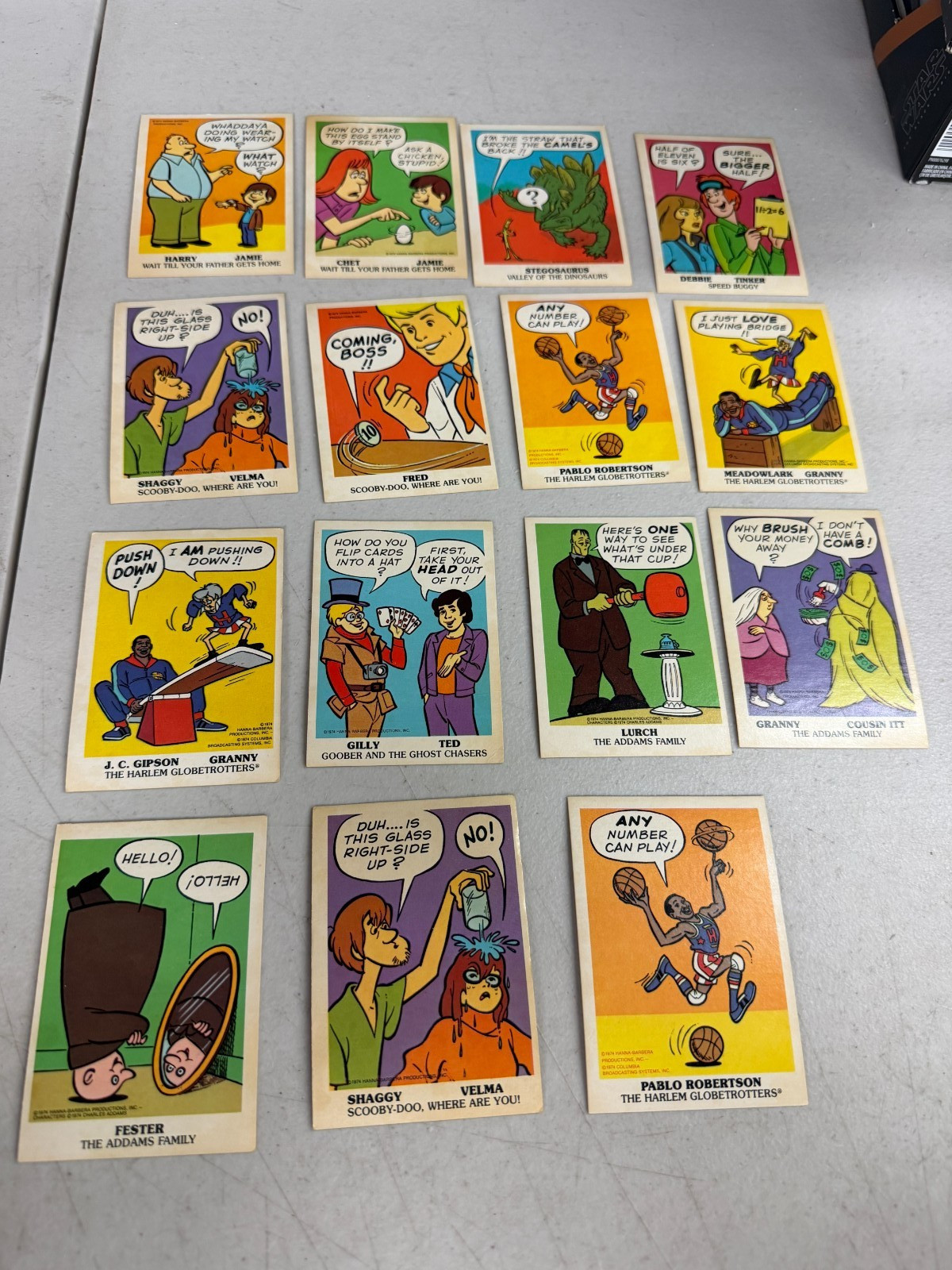 F2 Lot of 15 Hanna Barbera Wonder Bread cards 1974