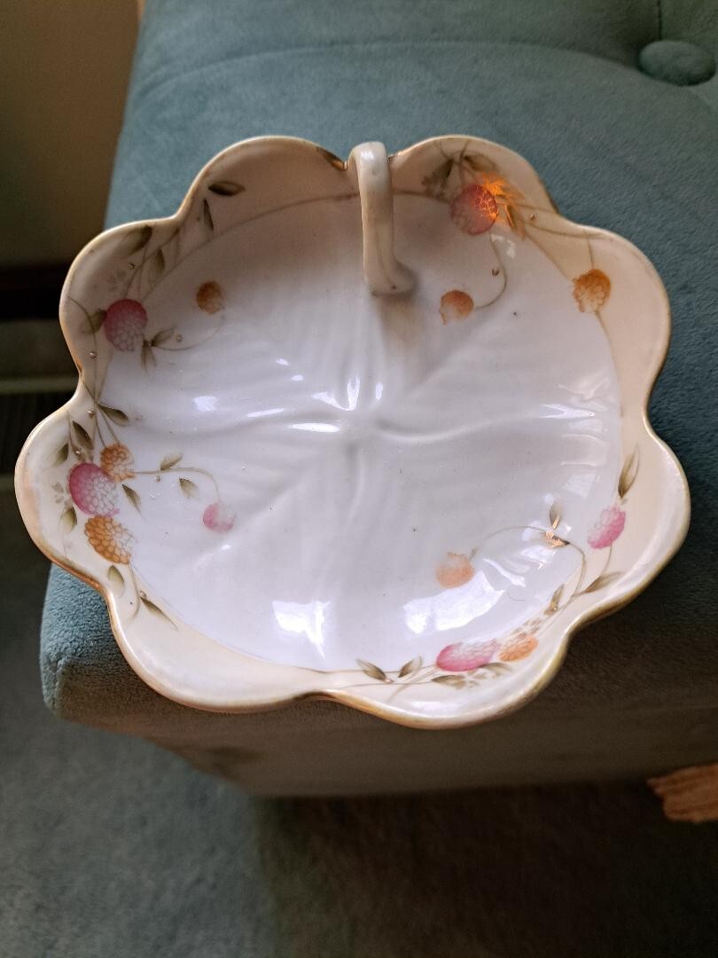Nippon 1940 Scalloped Edge Nut/Candy Dish Handpainted Flowers