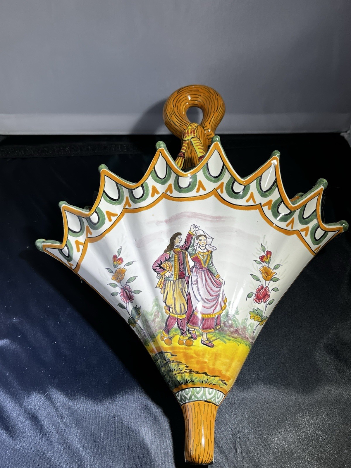 Hand Painted Quimper Faience Ceramic Umbrella Pocket 12 1/2 H 11 W France VTG