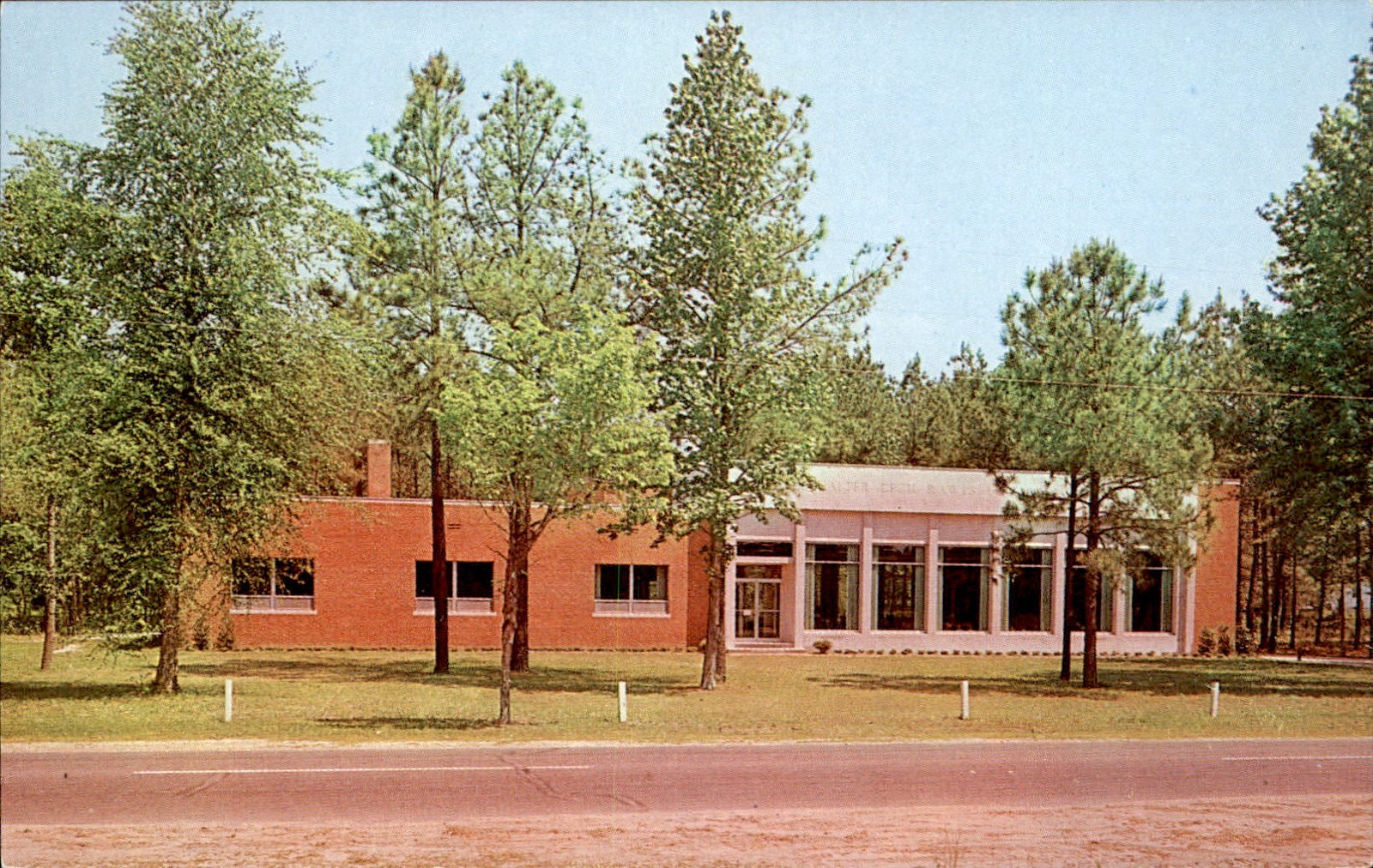 Courtland VA Library & Museum Johnson\'s Studio c1960s Vintage Postcard