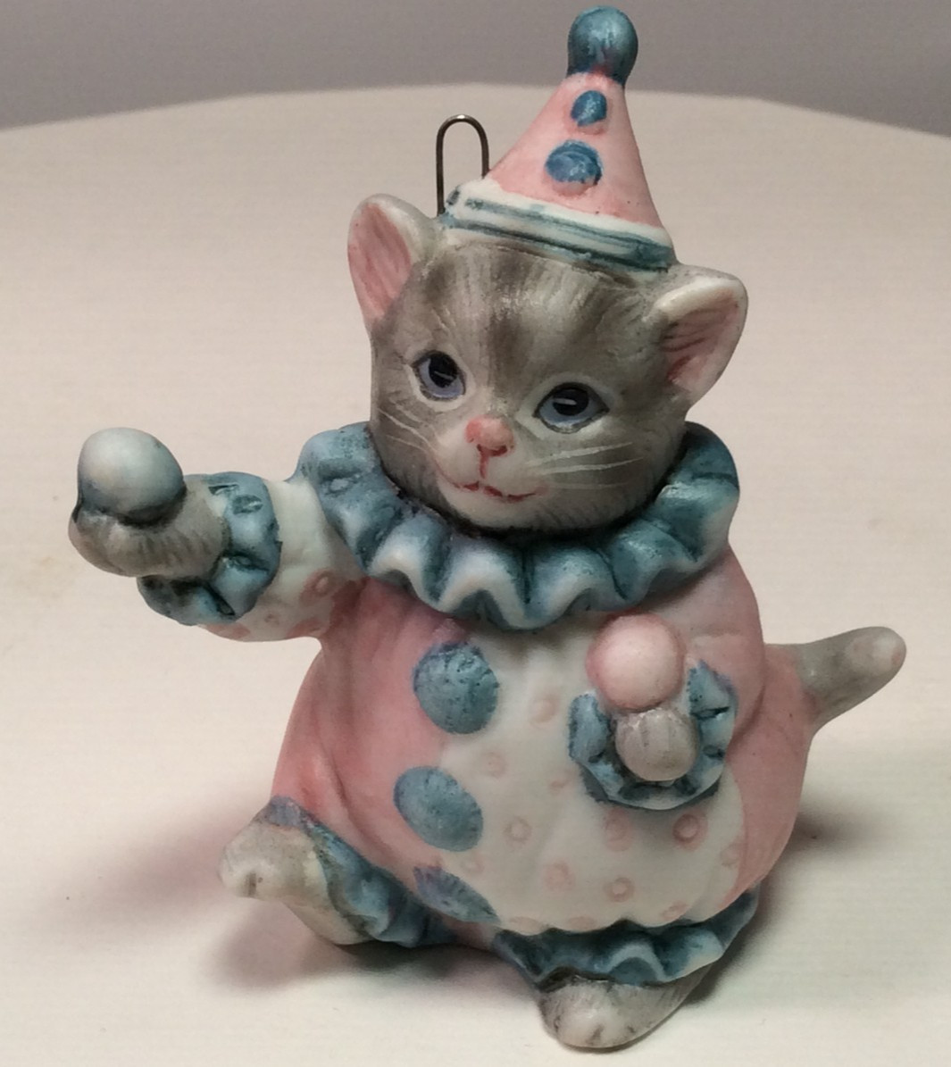 Vintage 1985 Schmid Kitty Cucumber Wearing Clown costume Figurine