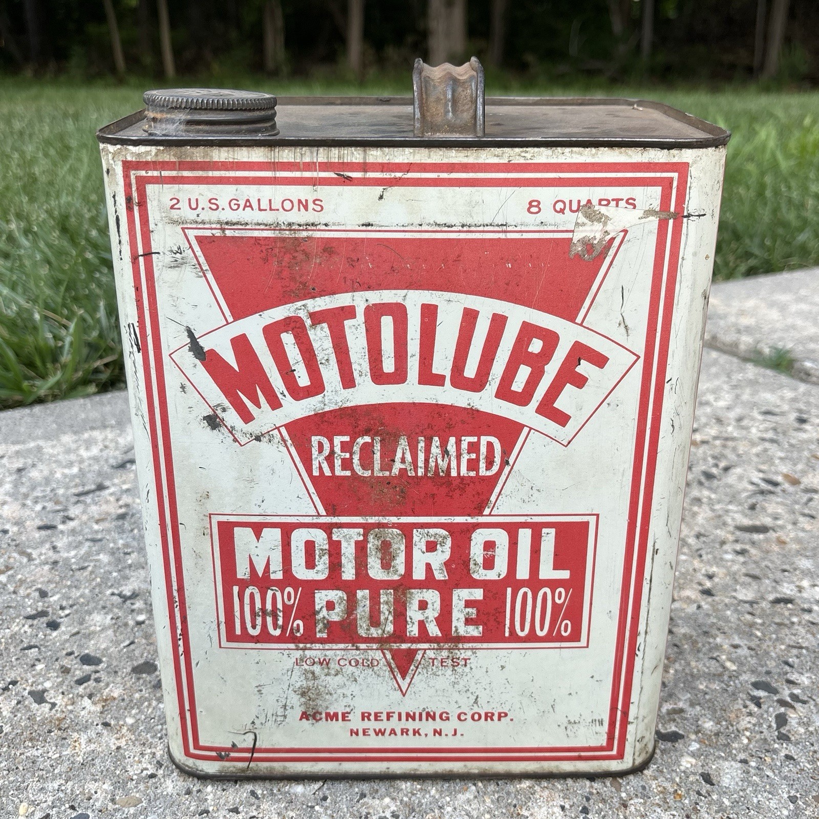 Vintage MOTOLUBE ACME Motor Oil 2 Gallon Can