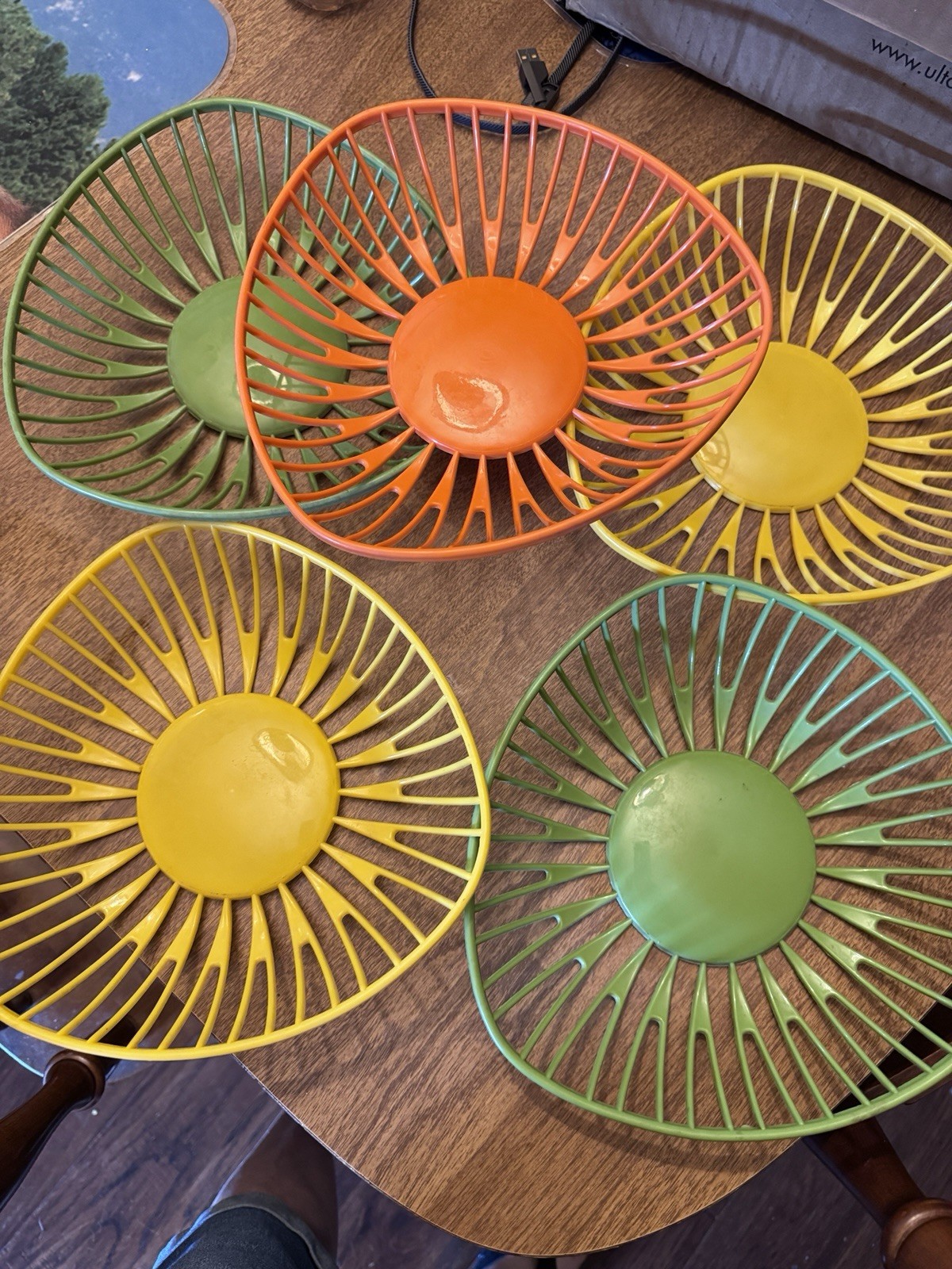 Vintage Hutzler No 35 Plastic Baskets Lot of 5 MCM Sunburst Retro Harvest Colors