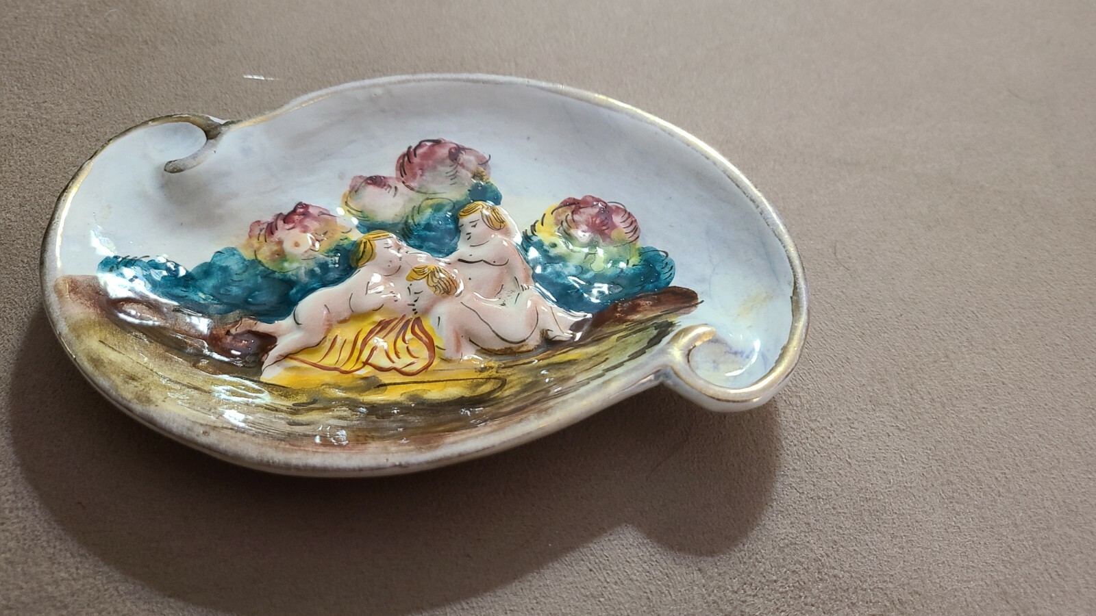 Unusual Shape Vintage BUMES Capodimonte Trinket Dish 63/43