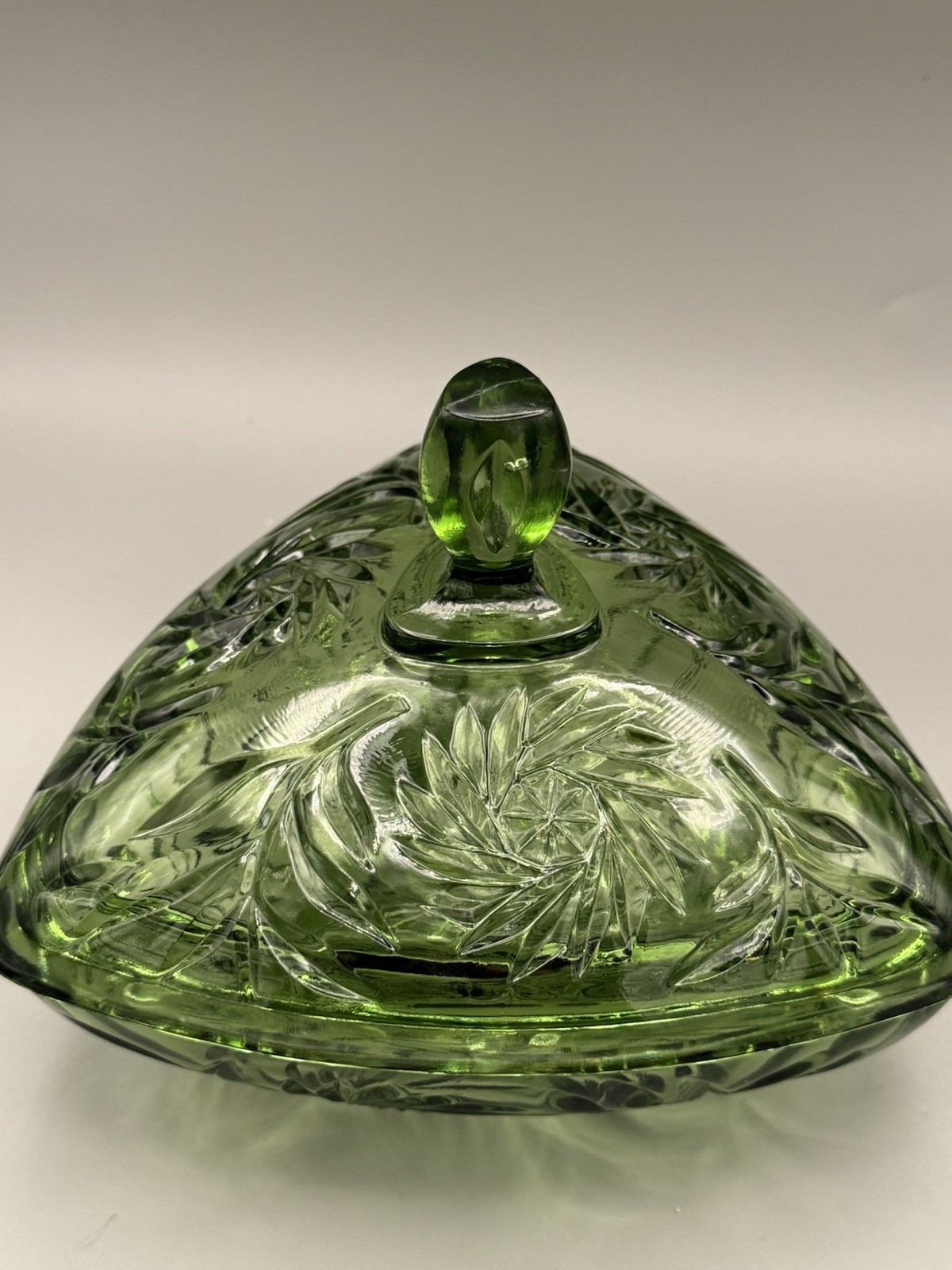 VTG Hazel Atlas Whirling Pinwheel Triangle Covered Candy Dish Avocado Green MCM