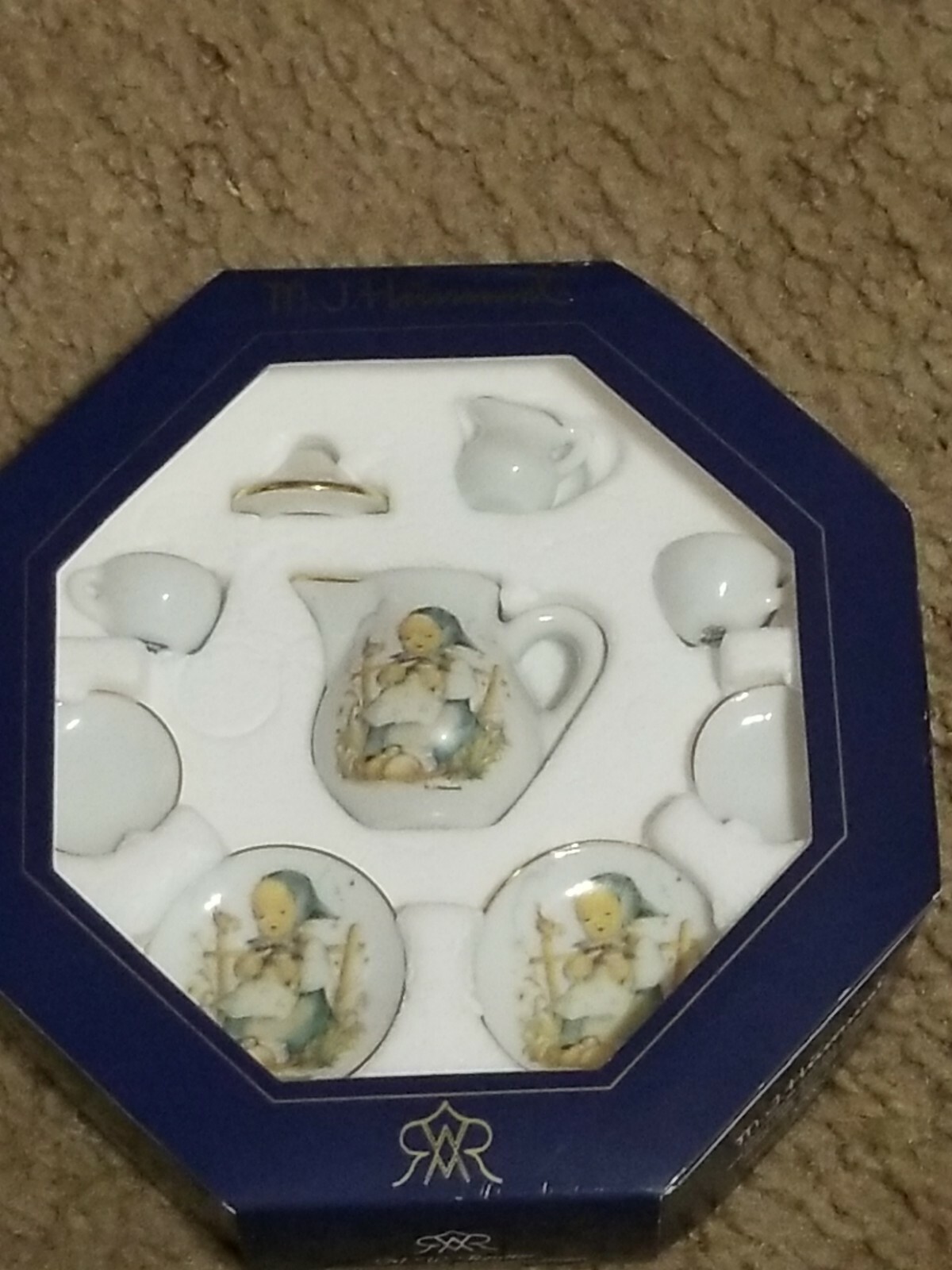 Vintage Reutter Miniature MJ Hummel Mini Porcelain Doll House Tea Set