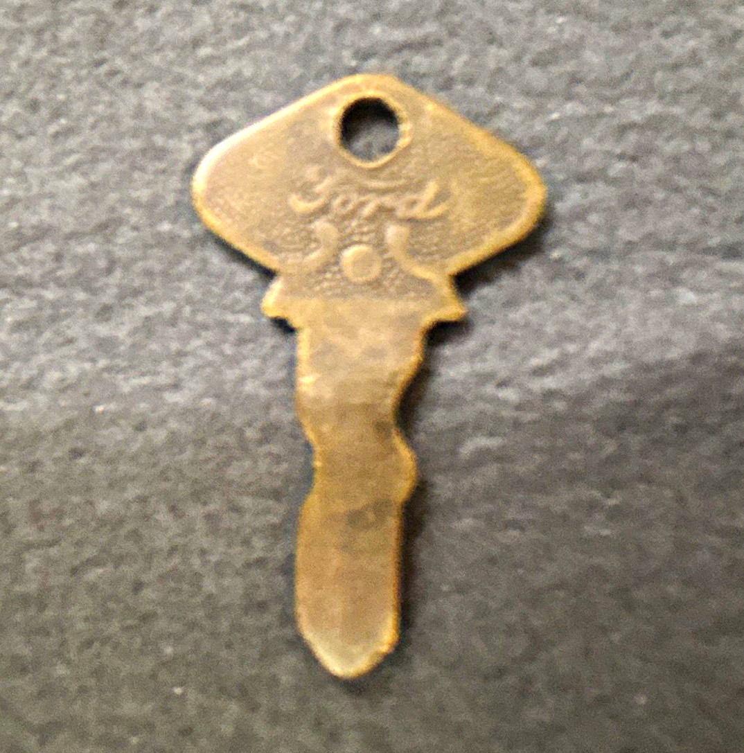 Vintage Brass Ignition Switch Key for Ford Model T .  Made in 1919-1927.