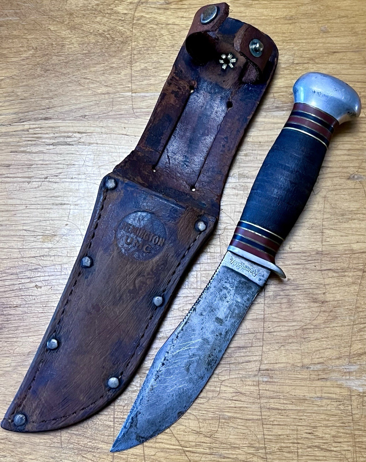 Vintage REMINGTON UMC RH-32 Hunter Skinner Knife 1925-32