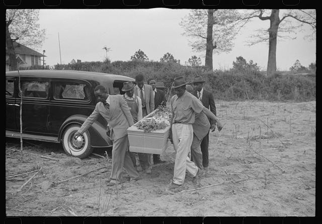 Photo:Heard County Georgia 1941 Funeral Sawmill Worker Casket Pallbearers