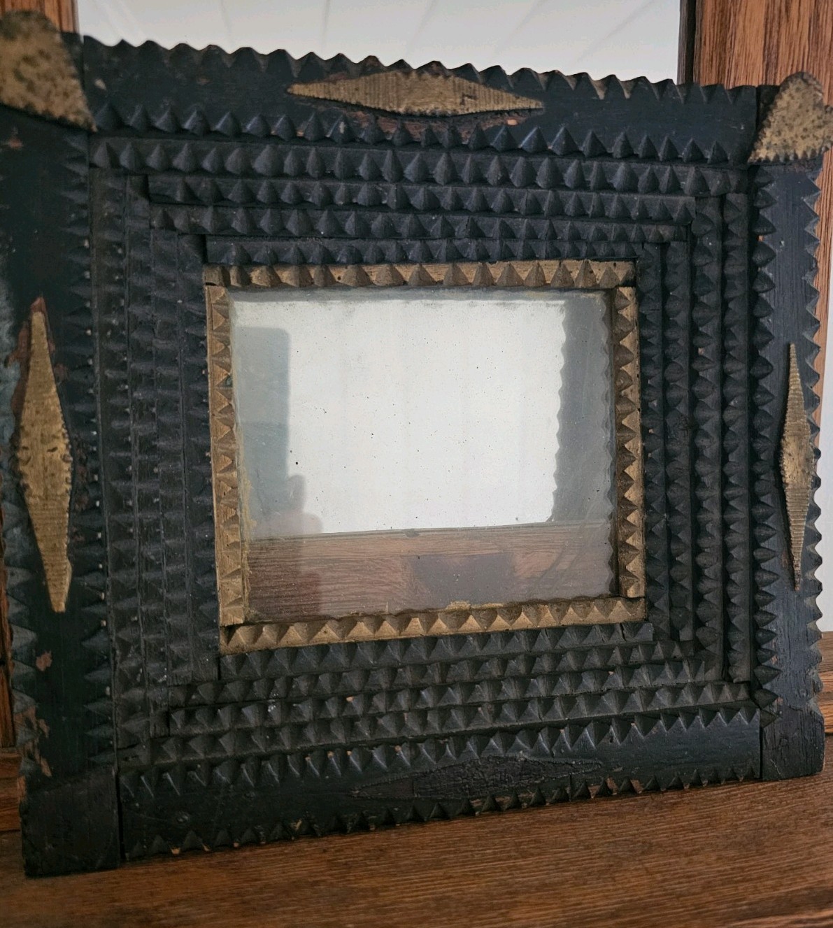 Charming Handmade Wooden  Antique Tramp Art Frame, 9\