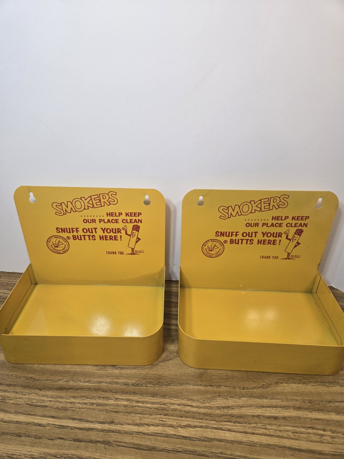 PAIR Mr Butt Snuffer Vintage Metal Ashtray Made In Chicago USA new 