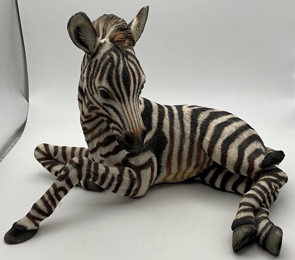 Handcrafted Country Artists Lovely Zebra 8”x5.5”x6” Sculpture Figurine 02553
