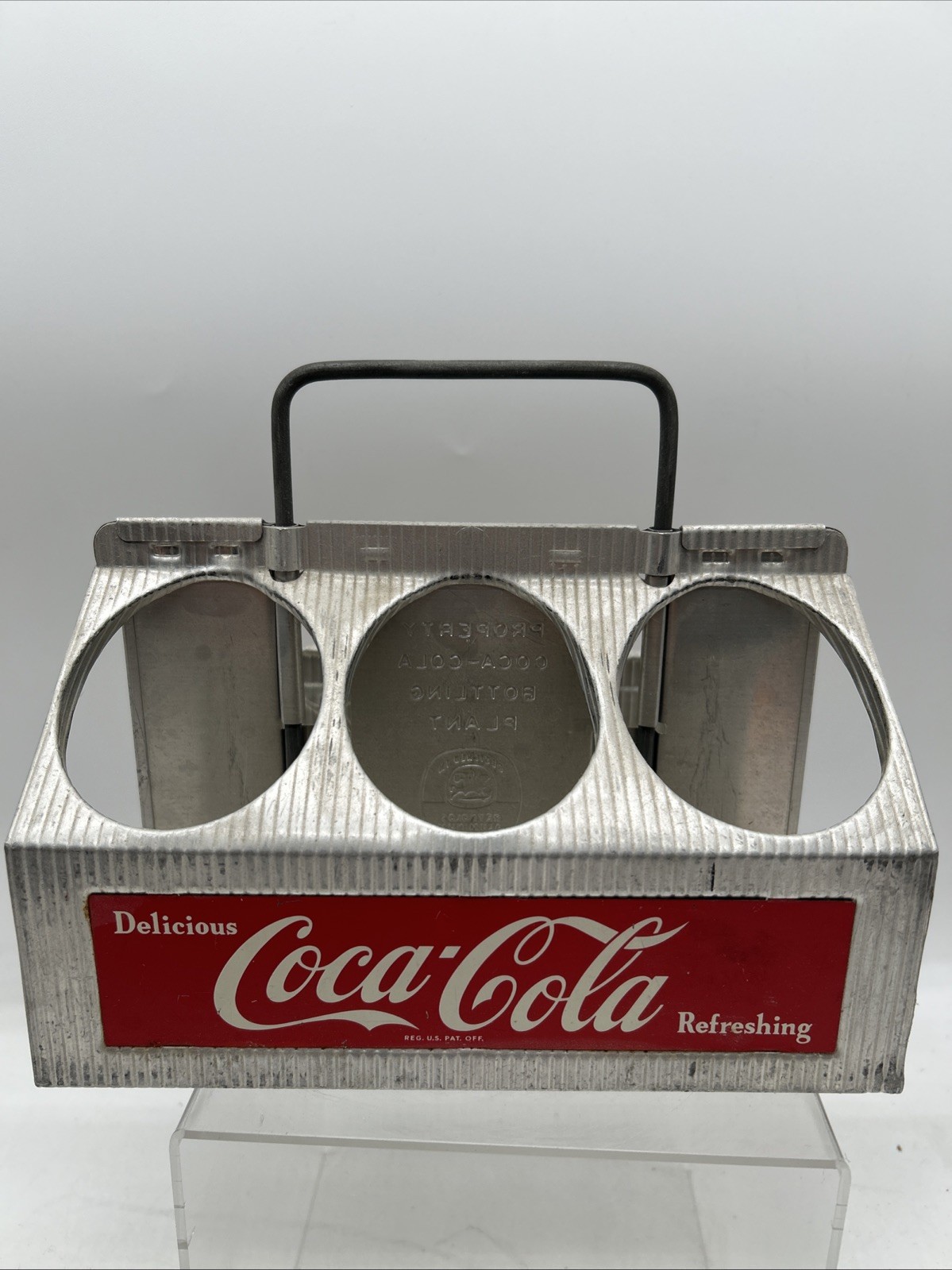 Vintage Coca-Cola Silver Aluminum 1950s 6-Pack Bottle Carrier Coke Caddy Holder Vintage Coca-Cola Silver Aluminum 1950s 6-Pack Bottle Carrier Coke Caddy Holder