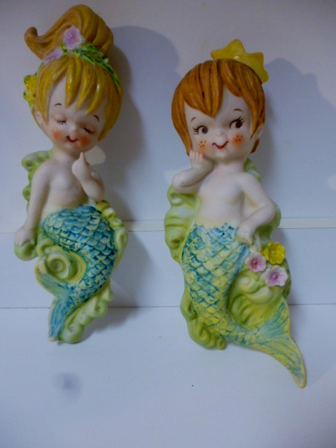 VINTAGE 1950'S  PAIR OF MERMAID WALL PLAQUE  MADE IN JAPAN