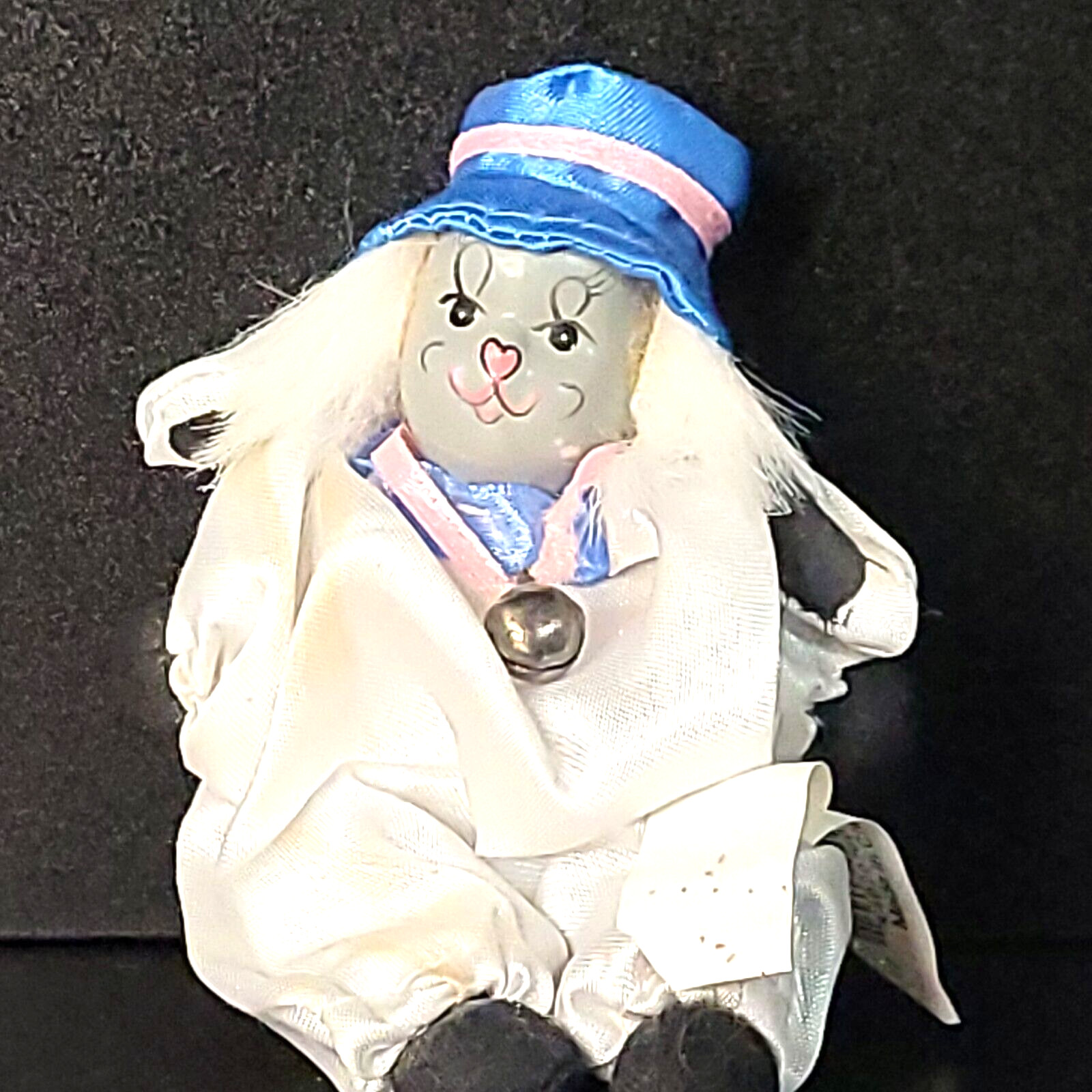Vintage 1997 Heimann Products Plush Hp 104\