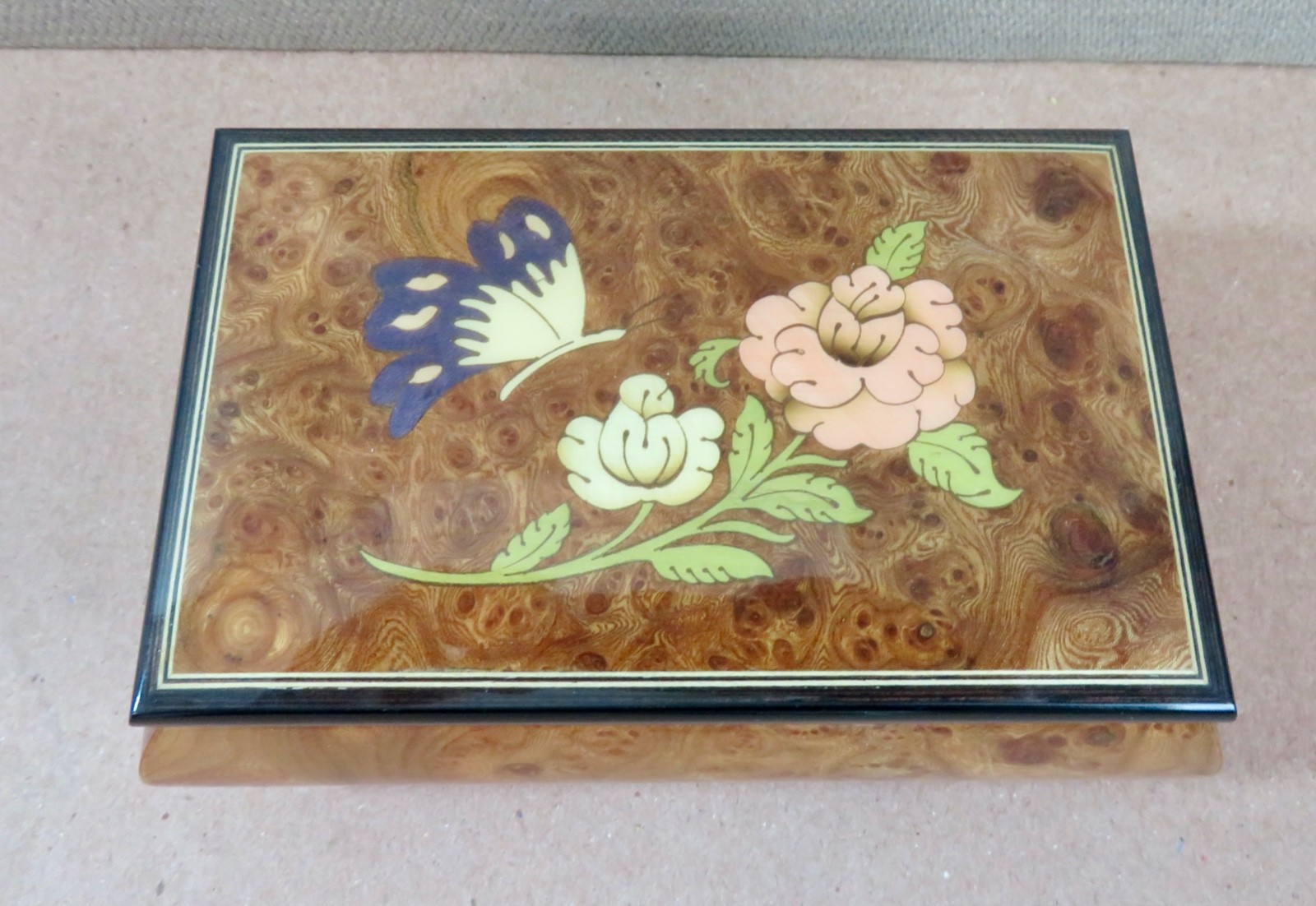 Vintage Italian Hand-Inlaid Burl Wood Music Box — Plays Vintage Italian Hand-Inlaid Burl Wood Music Box — Plays