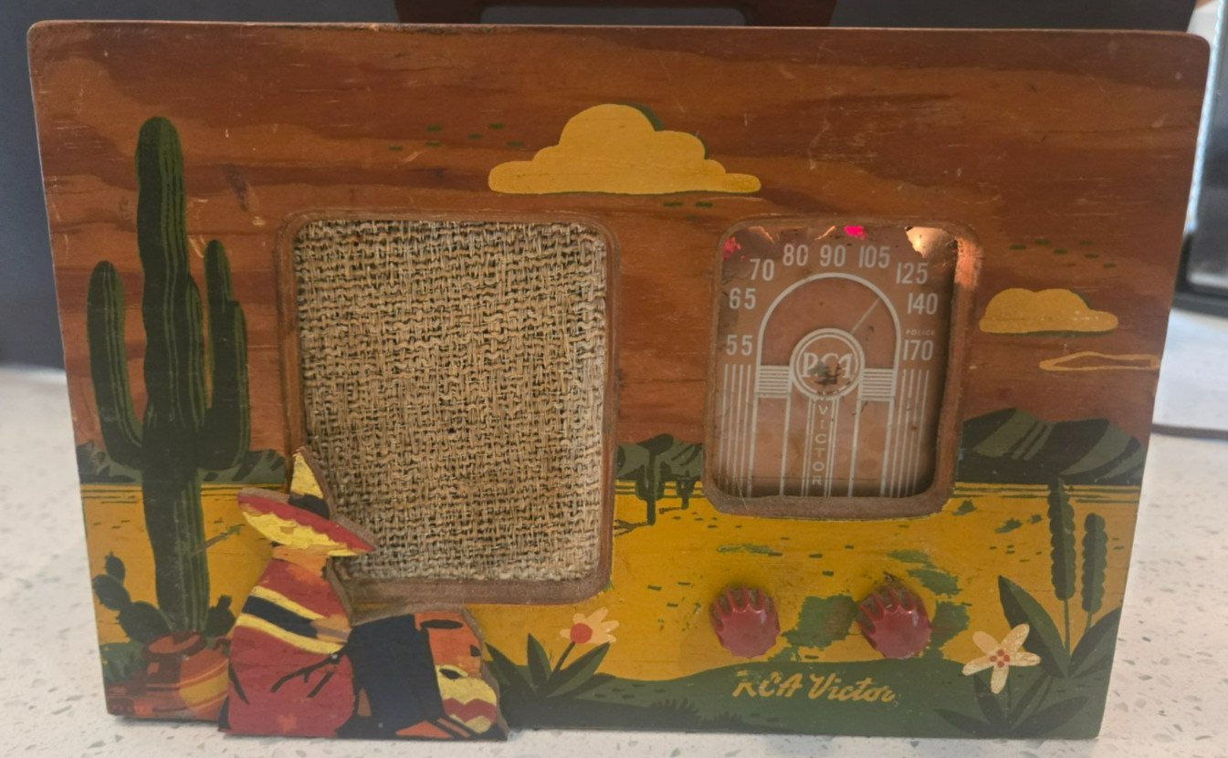 RARE RCA VINTAGE 1939 LA SIESTA RADIO WORKING TESTED MODEL 40X-53