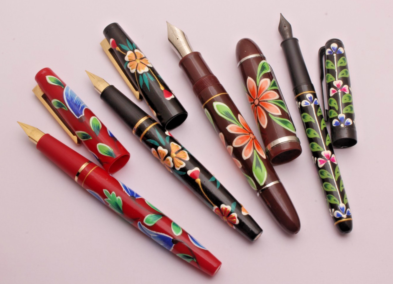 SET OF 4 PENS Beautiful Handmade Art Made On Fountain Pens EXTREMELY RARE
