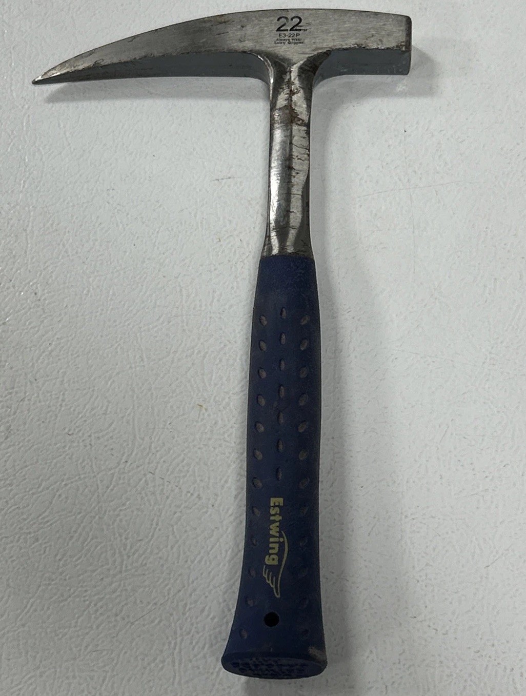 Vintage Estwing E3-22P 22oz Rock Pick Hammer  Nylon Grip USA Pre-Owned