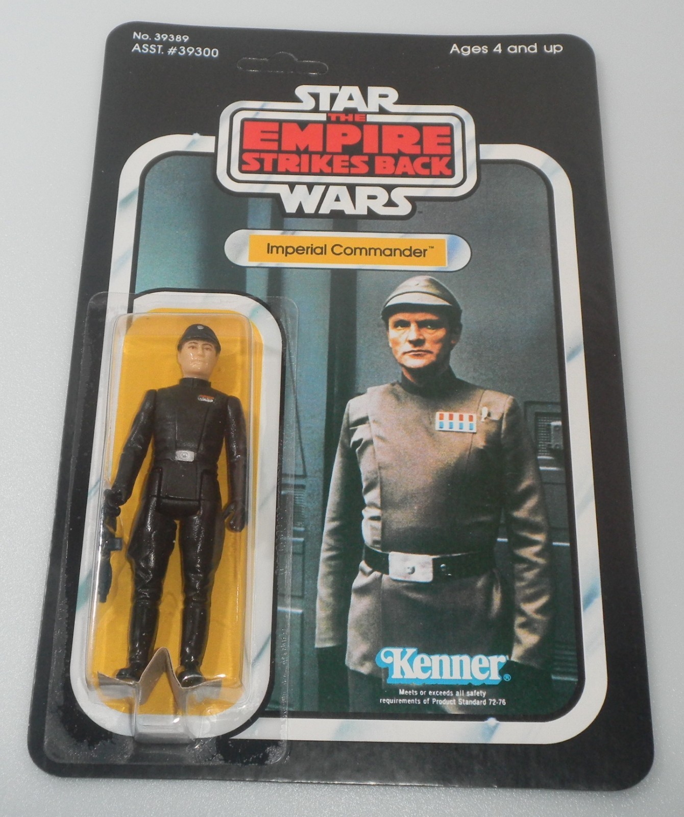 RECARDED 1980 Star Wars ESB Imperial Commander 100% Complete Vintage Figure Lot
