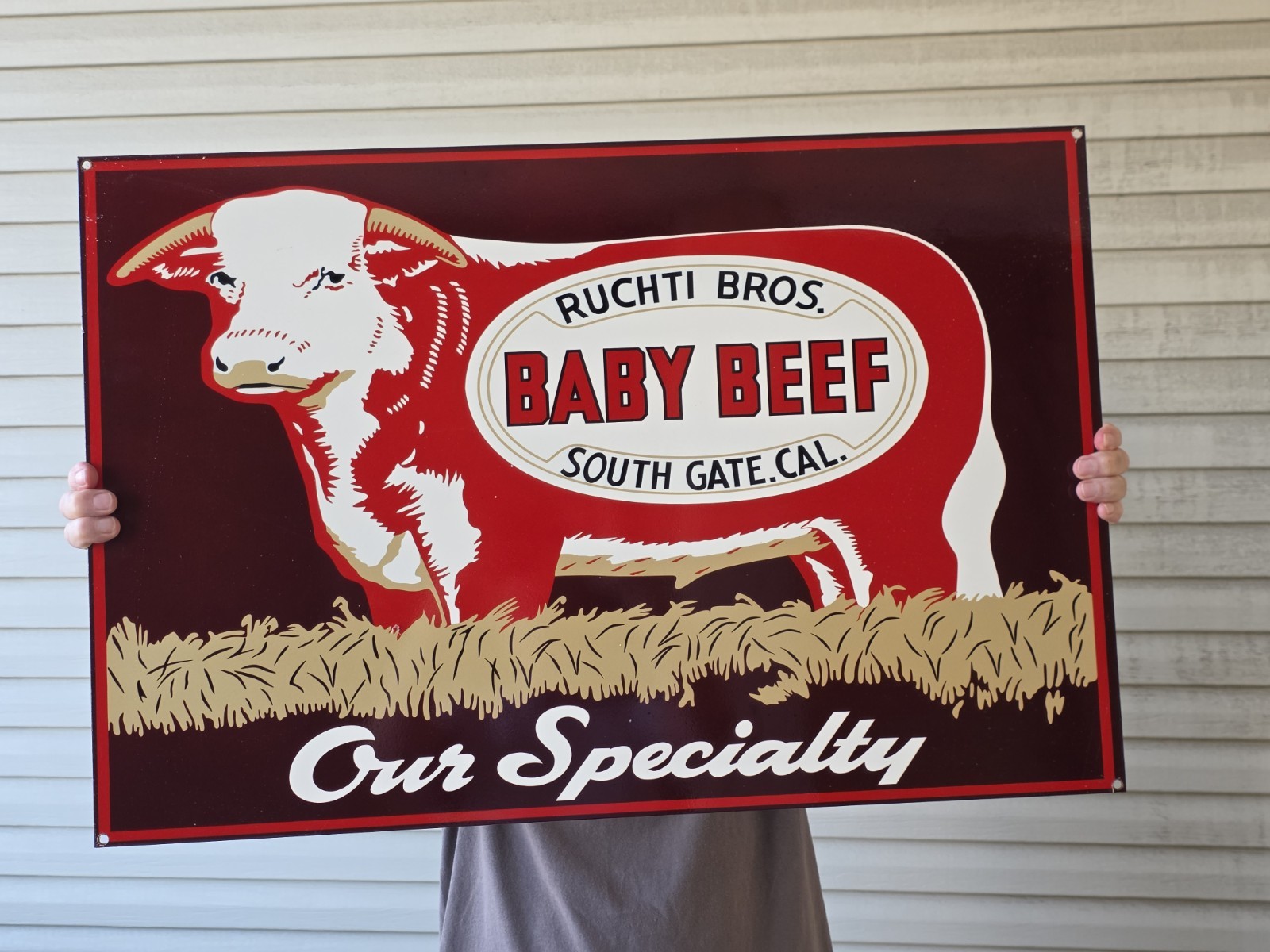 LARGE VINTAGE RUCHTI BABY BEEF CALIFORNIA PORCELAIN SIGN CAR GAS OIL 20x30\