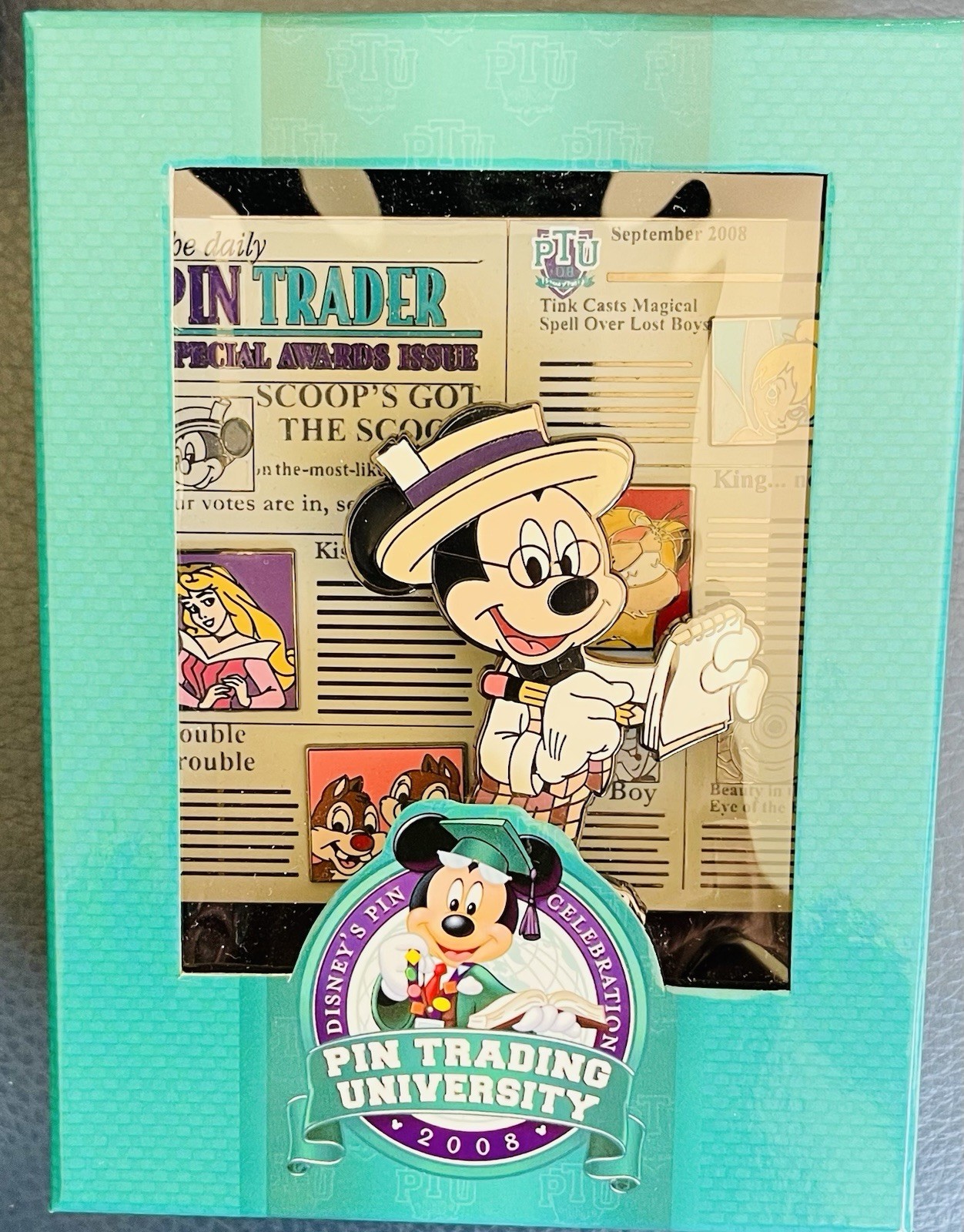 Disney Mickey Mouse Scoop Jumbo Pin Authentic Rare MIB HTF PTU