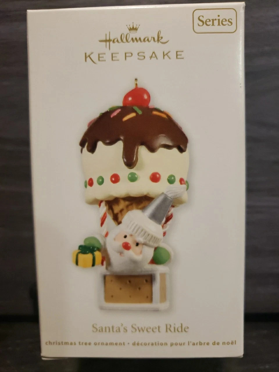 2011 Hallmark SANTA'S SWEET RIDE #5 Series Ornament - 824-253