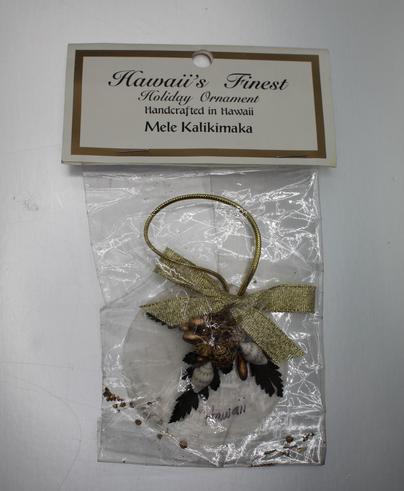 Vintage Hawaii\'s Finest Mele Kalikimaka Handcrafted Christmas Ornament Holiday