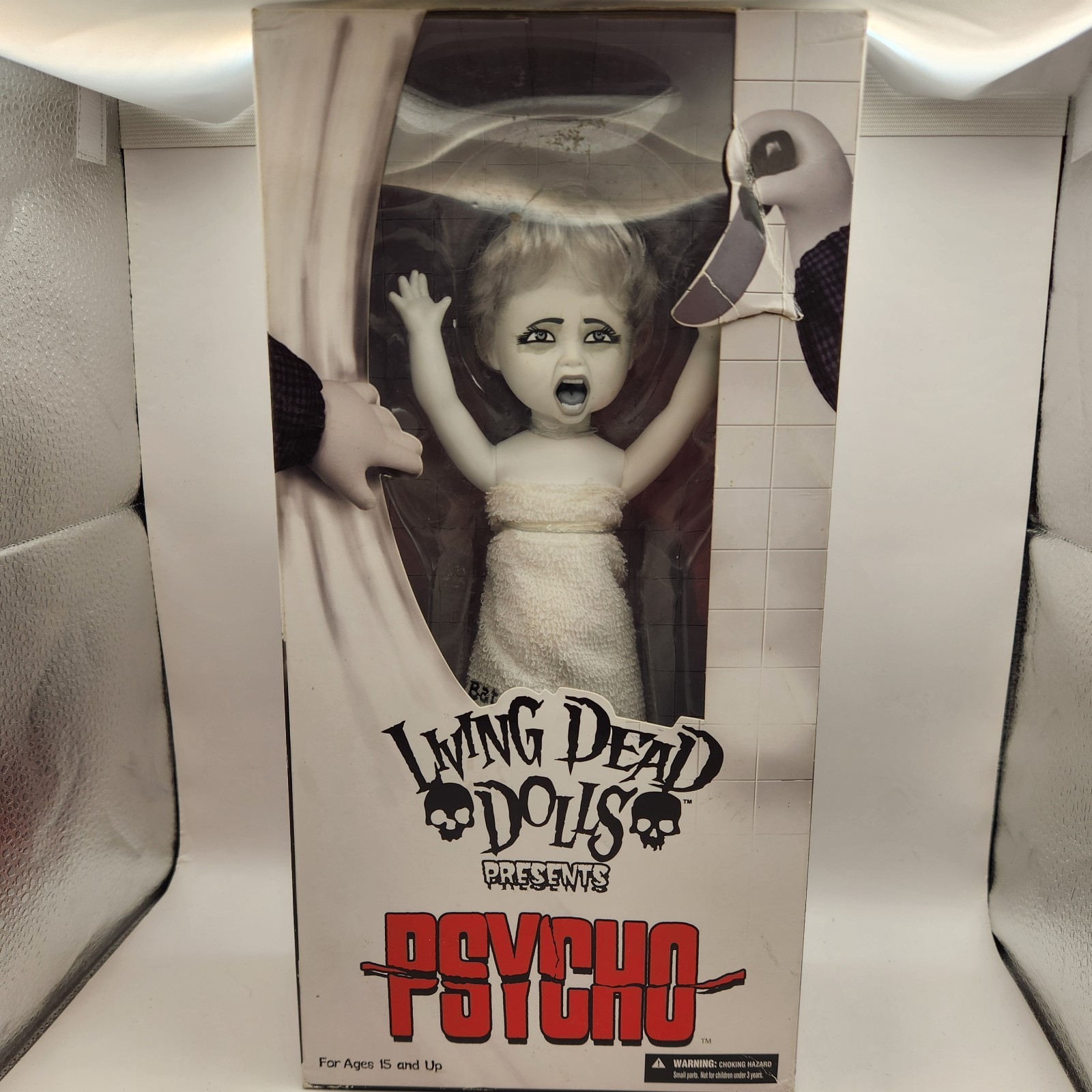 Mezco Psycho Marion Crane Living Dead Doll Exclusive Doll 2013 Sealed