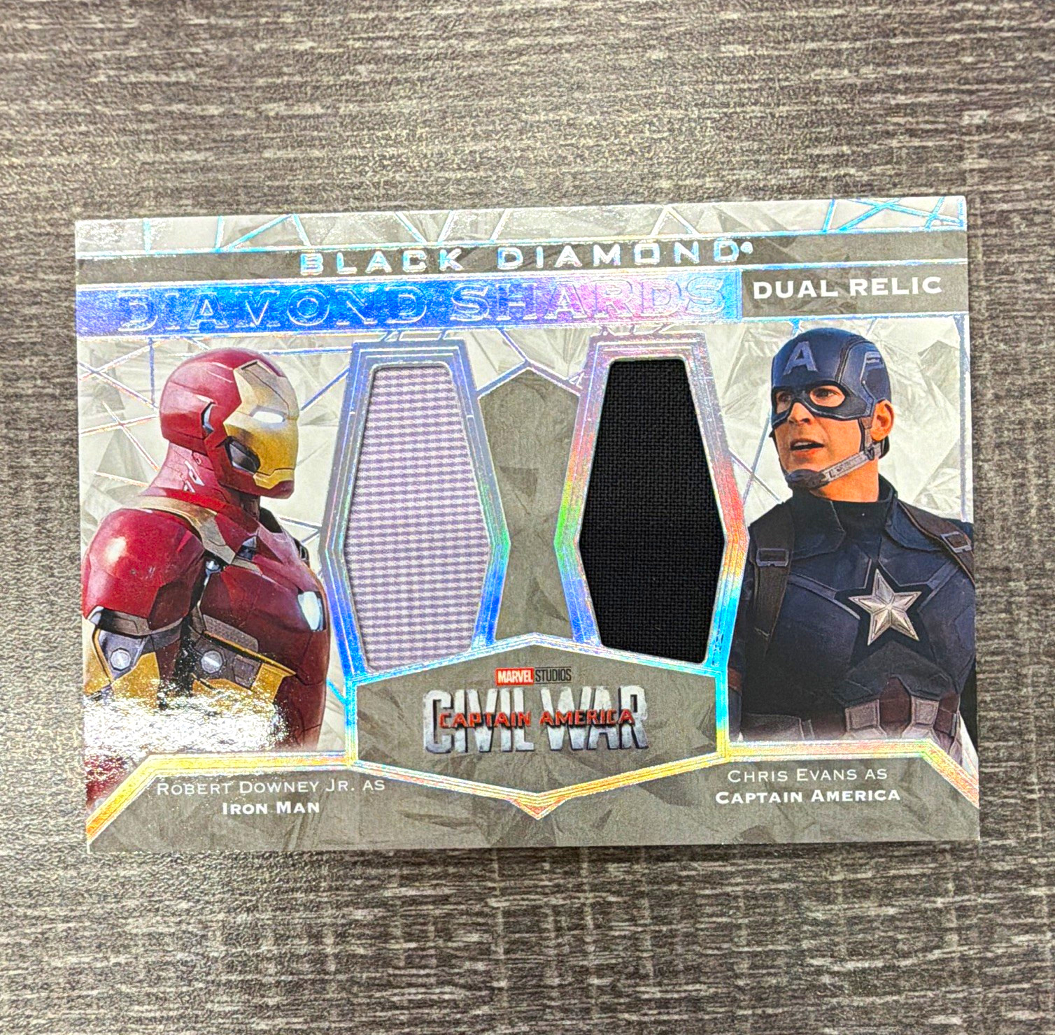 2021 Upper Deck Black Diamond Marvel Civil War Diamond Shards Relic DS2-CW1 2021 Upper Deck Black Diamond Marvel Civil War Diamond Shards Relic DS2-CW1