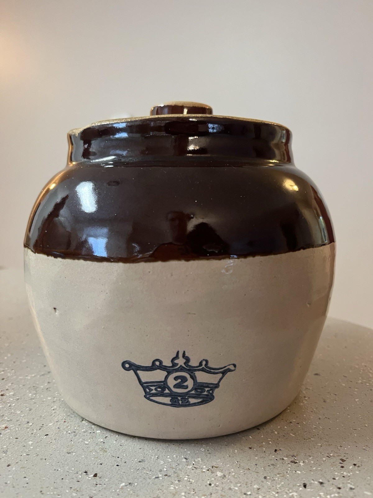 VTG Robinson Ransbottom Pottery MCM Two Tone Stoneware Bean Pot with Lid